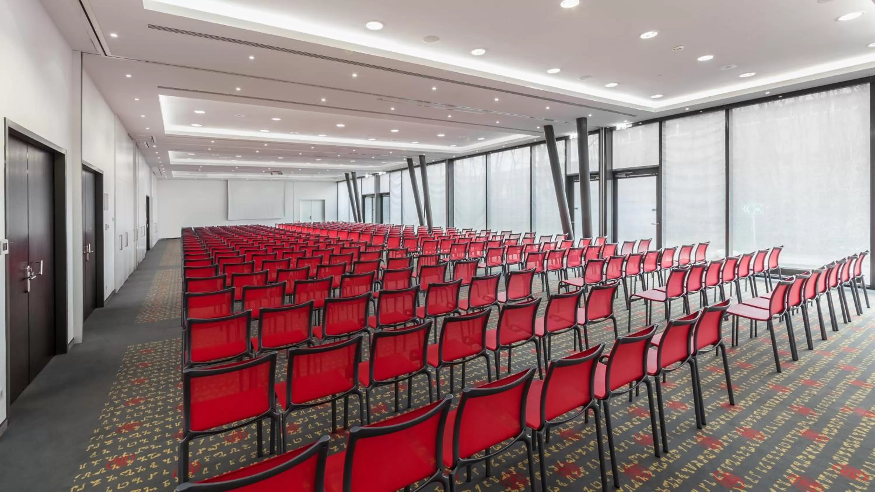 Meeting/conference room in Holiday Inn Munich - Westpark by IHG