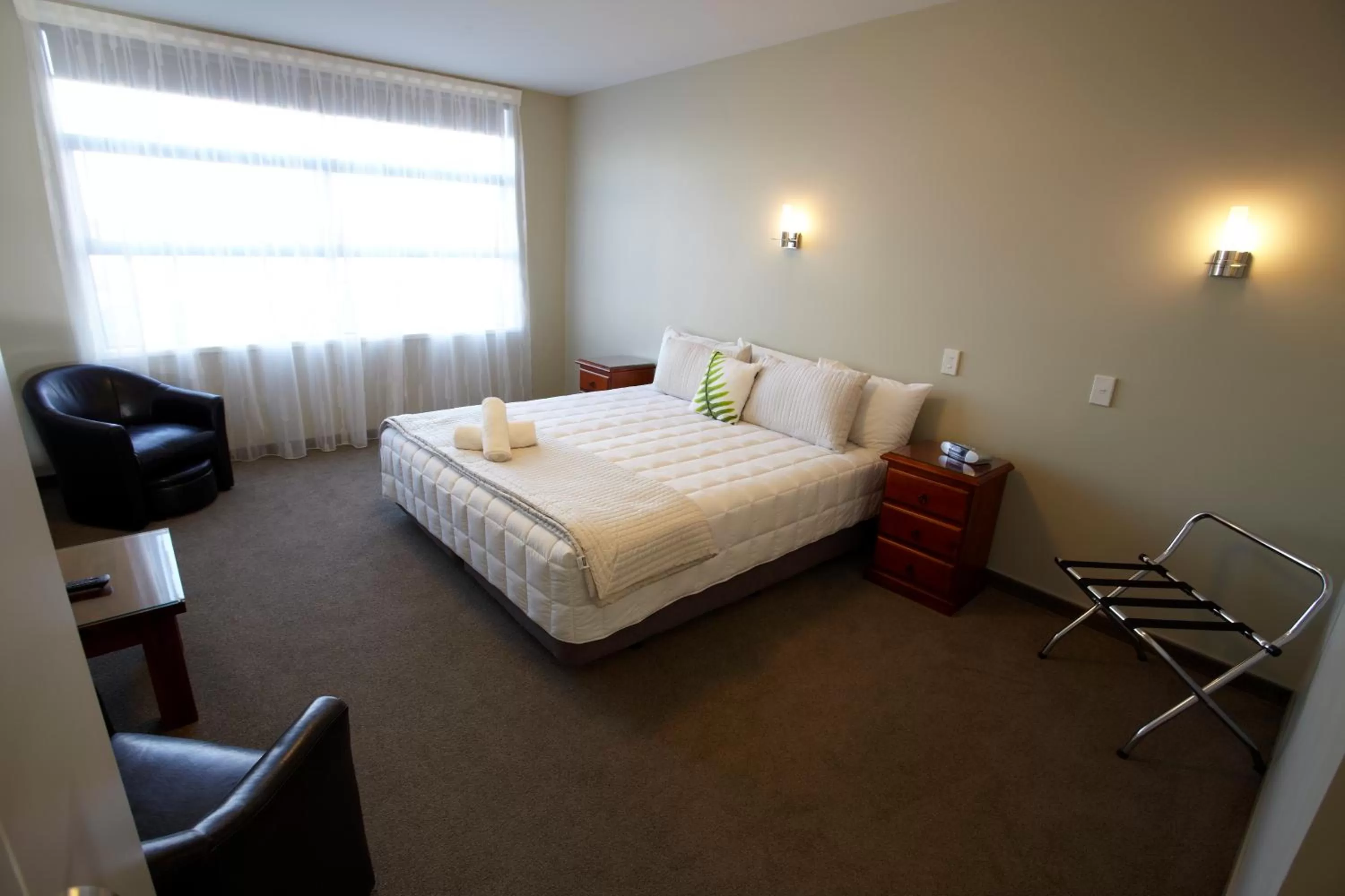 Bed in Stumpers Hotel