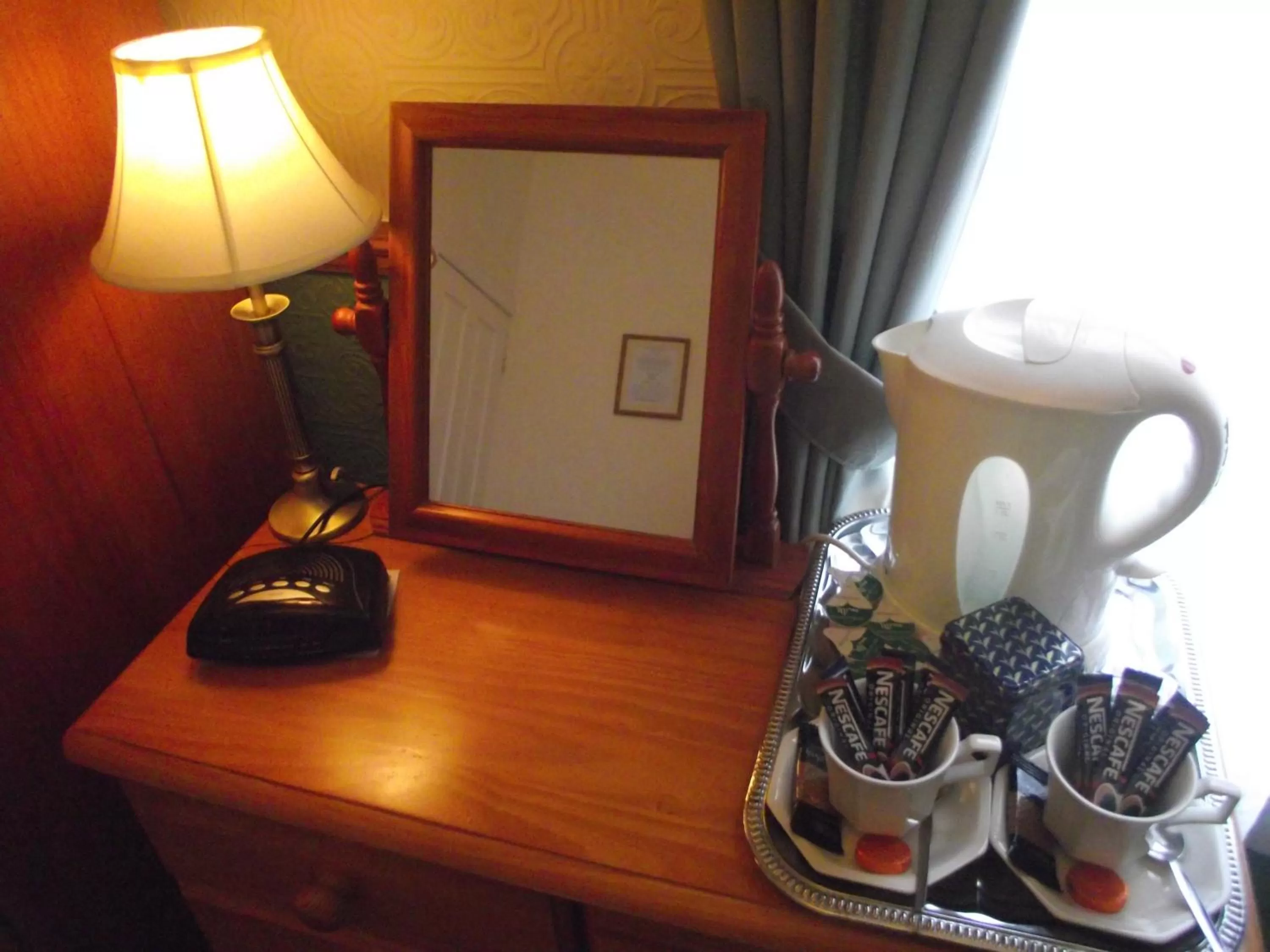 Coffee/tea facilities, Seating Area in The Molly House