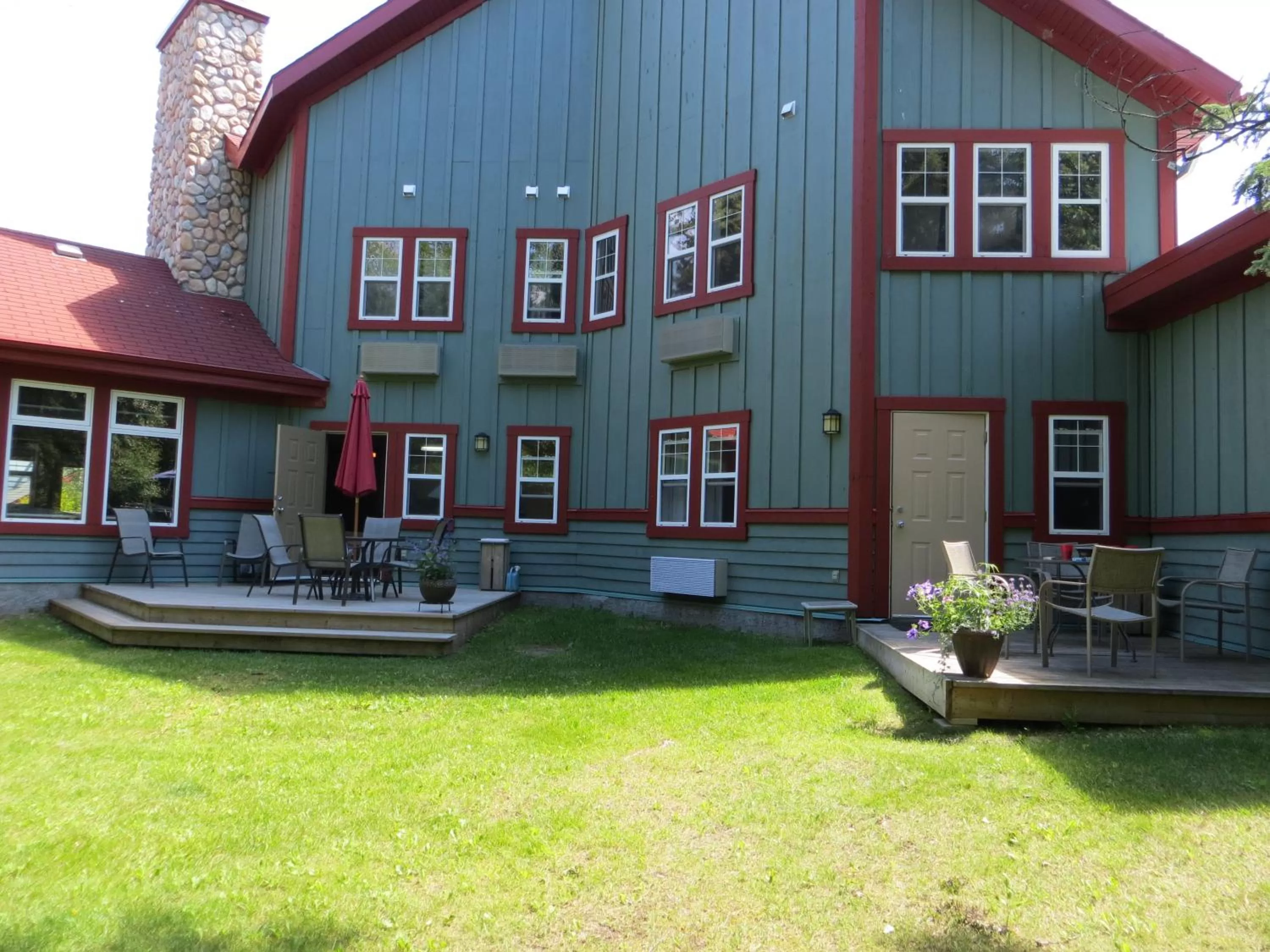Balcony/Terrace in Village Creek Country Inn