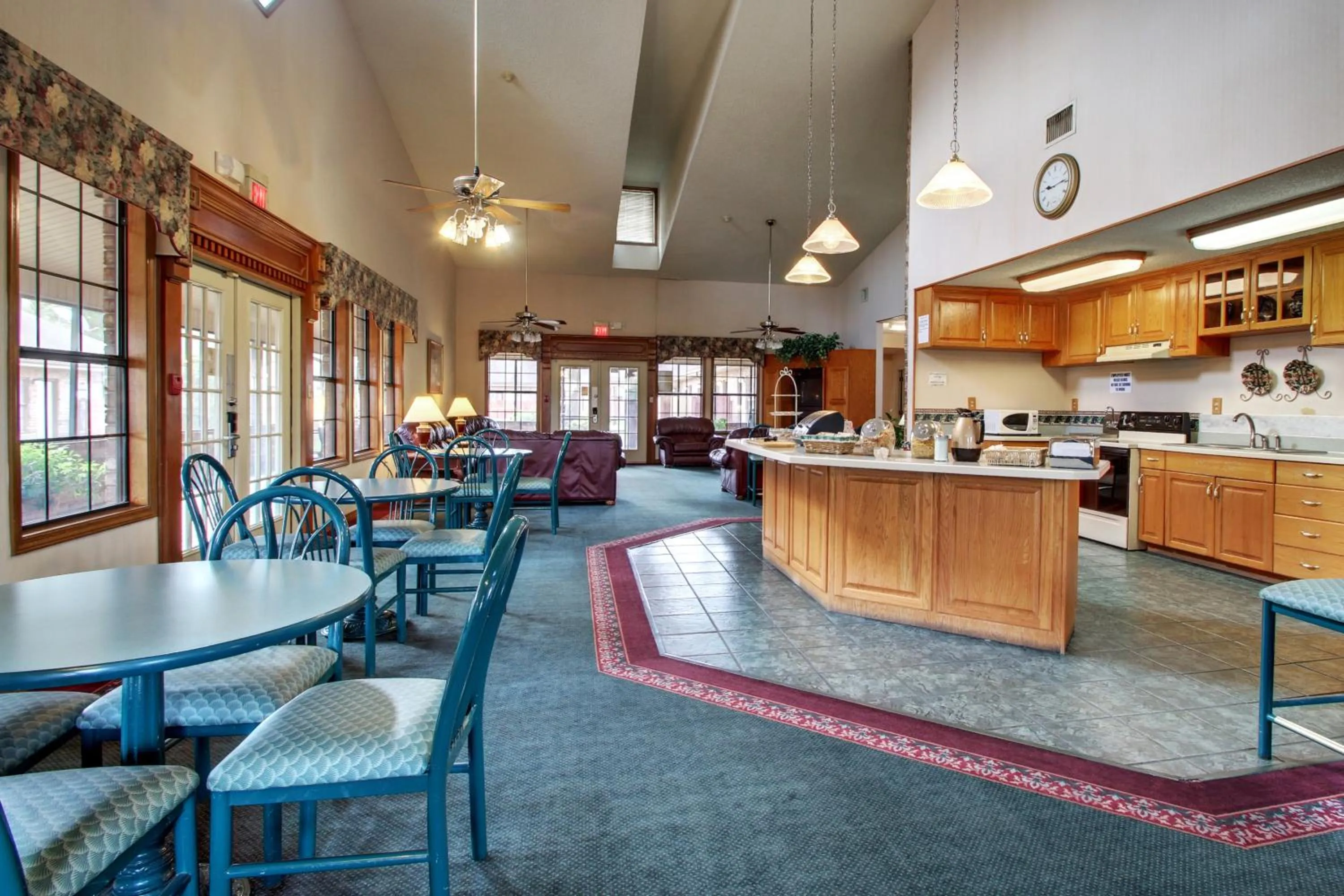 Dining area in HOTEL DEL SOL - Pensacola