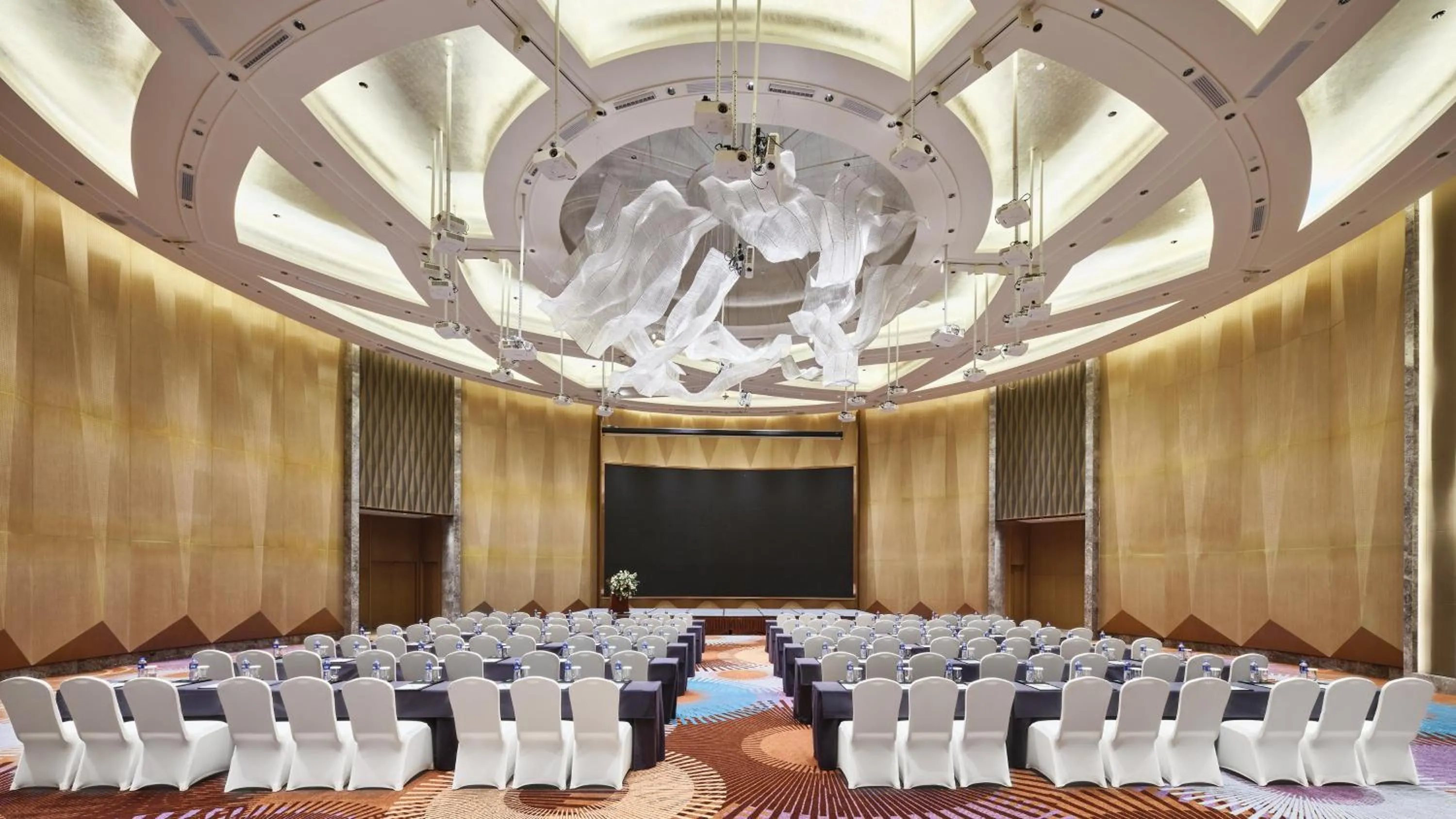 Banquet/Function facilities in Holiday Inn Xining Hot-Spring by IHG