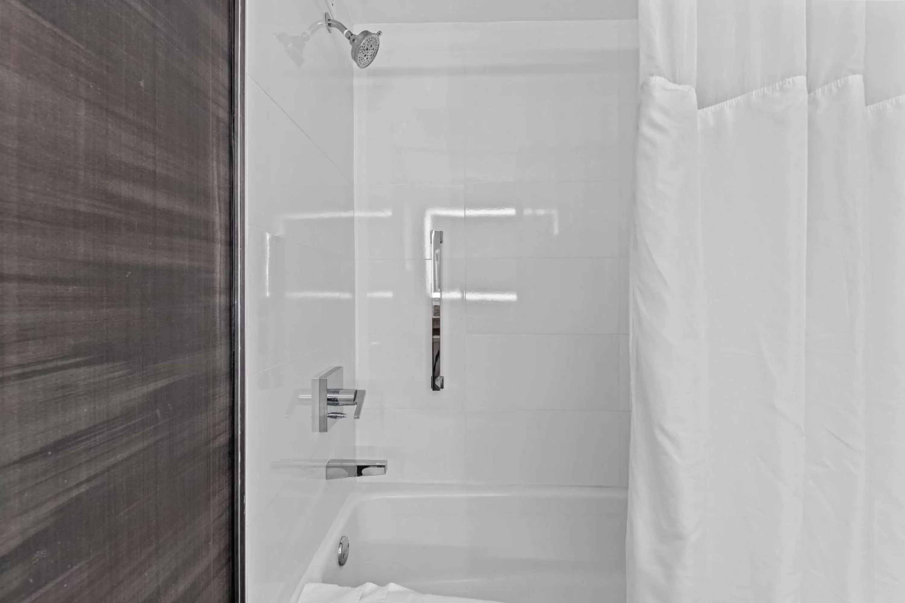 Bathroom in DoubleTree by Hilton Raleigh Midtown, NC