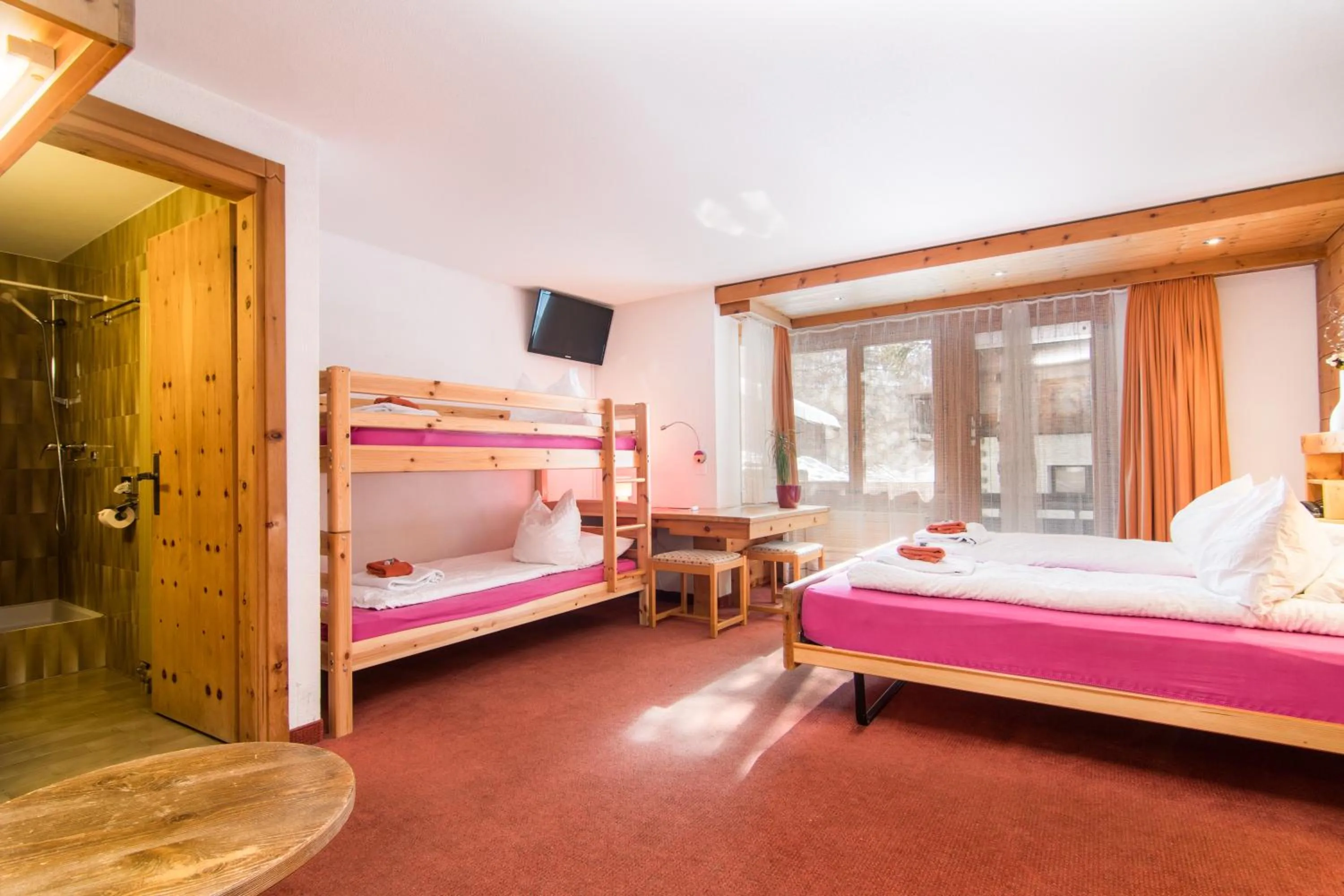 Bunk Bed in Hotel La Collina