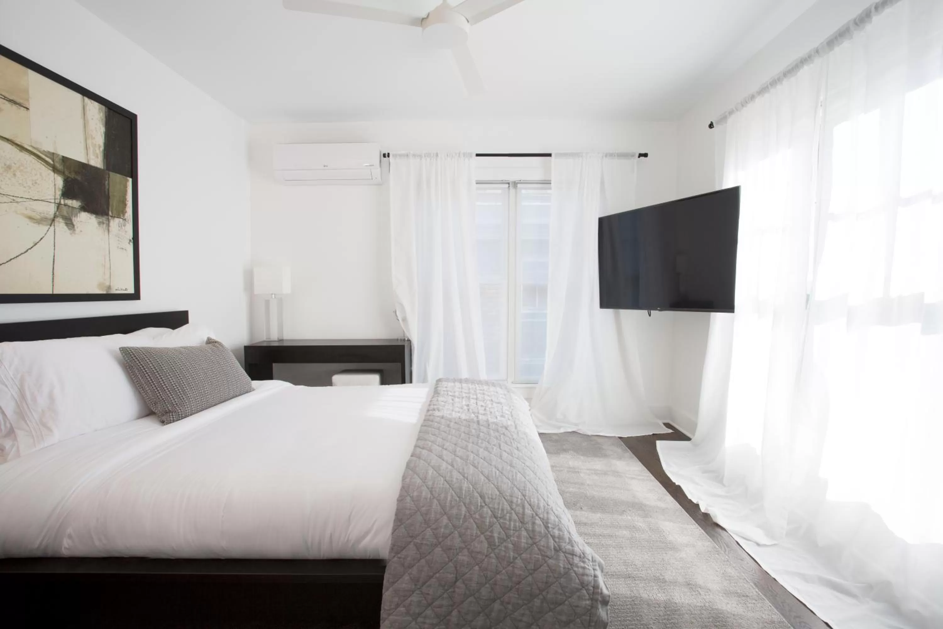 Bed in Station Inn Pawling