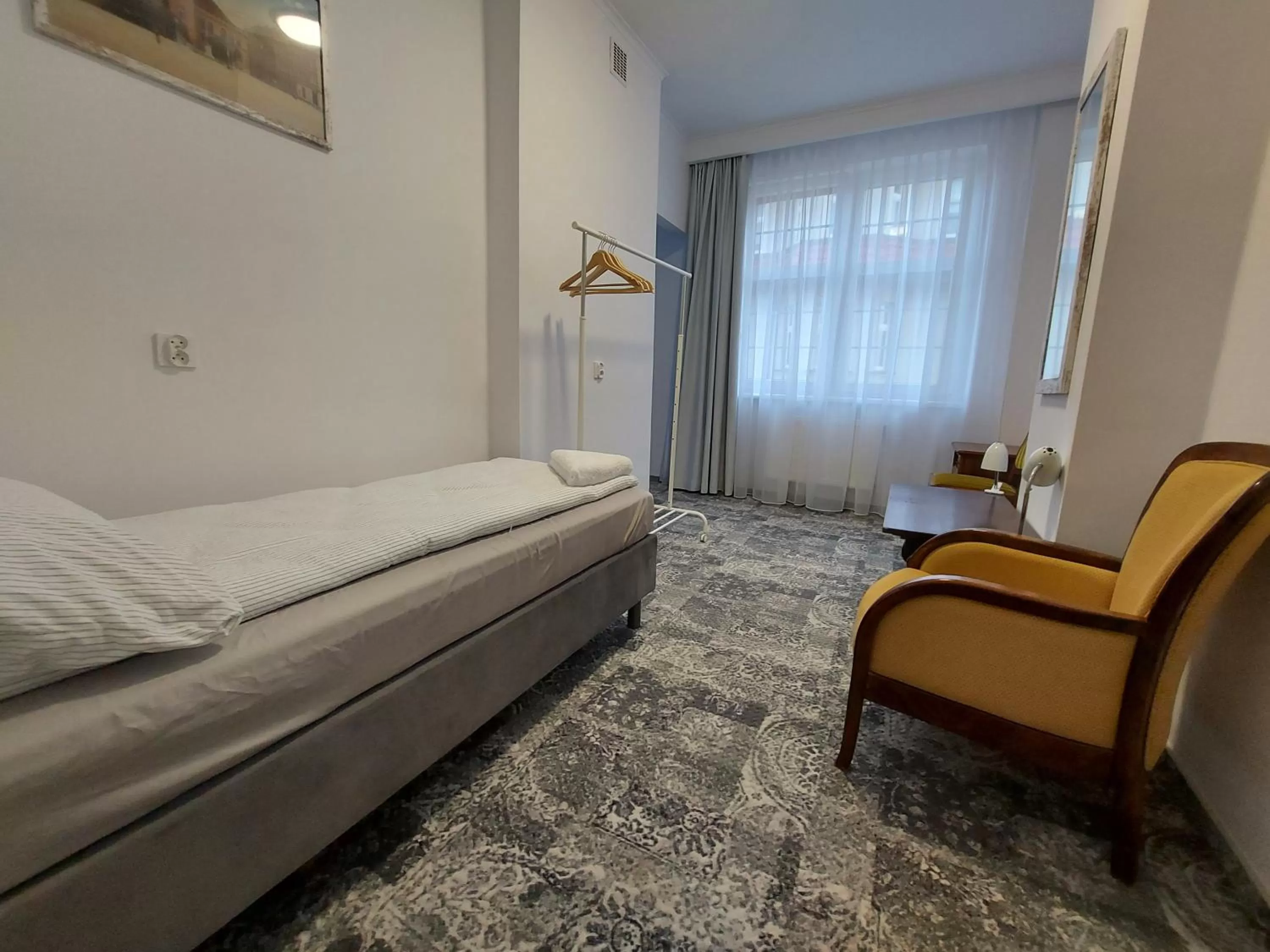 Photo of the whole room, Bed in Kamienica1924