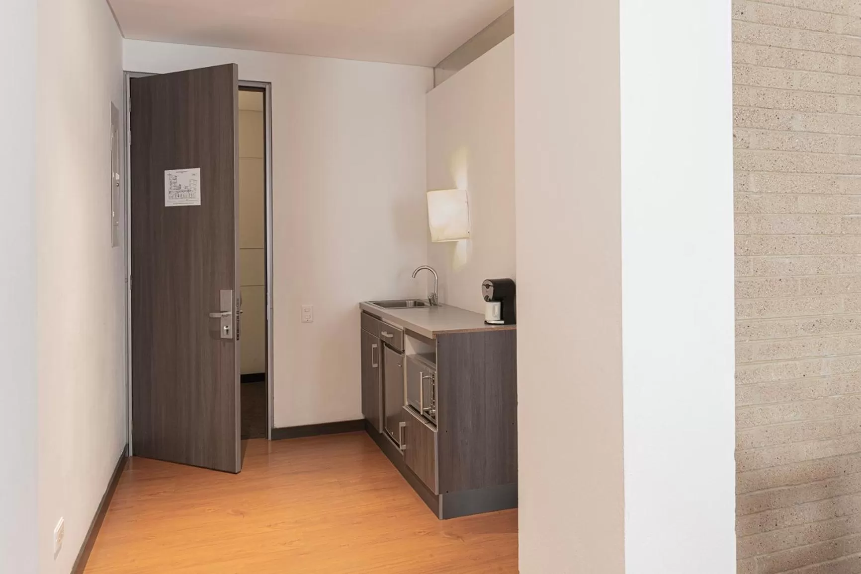 Kitchen or kitchenette in Hotel Viaggio 617