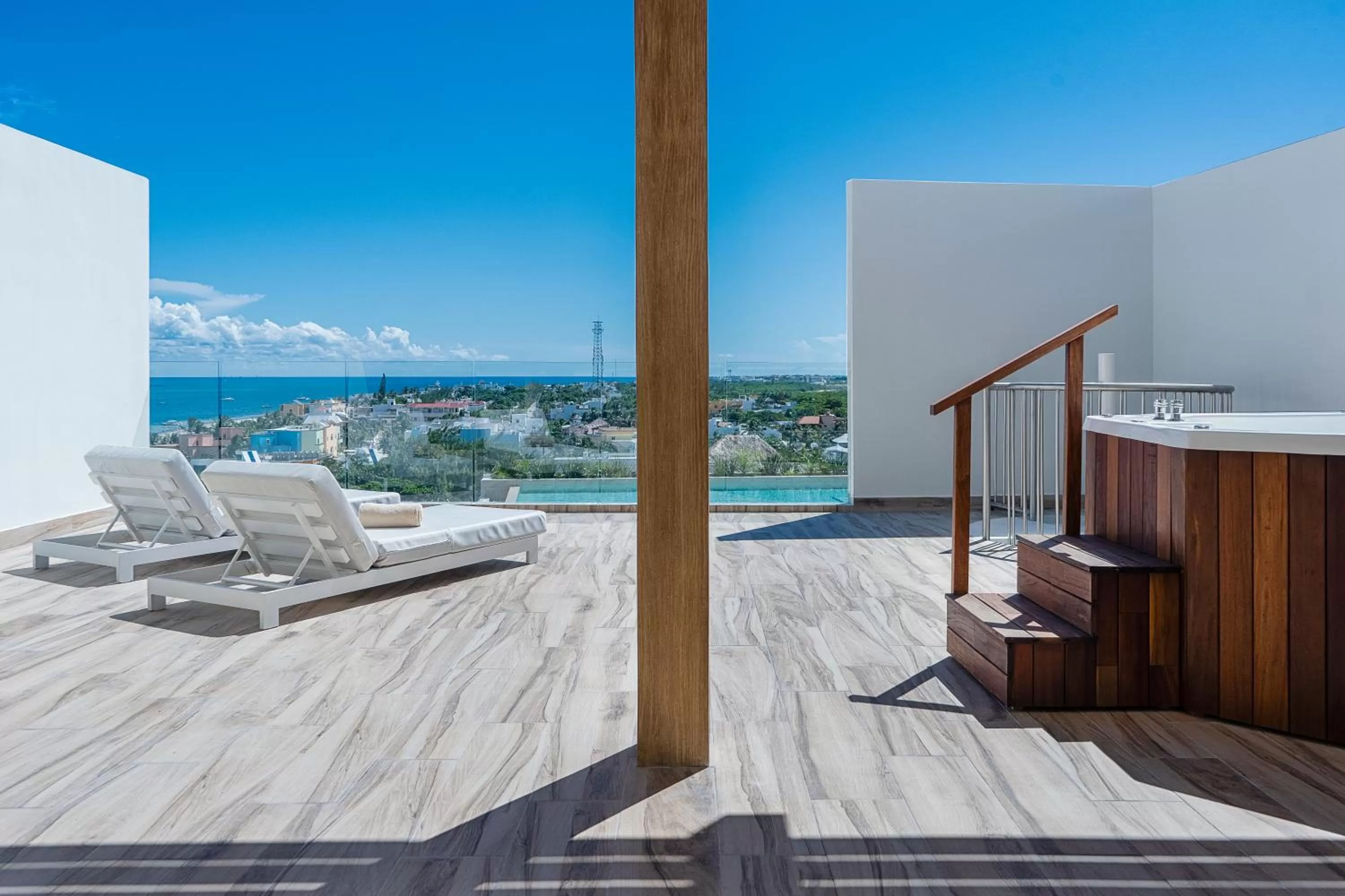 Balcony/Terrace in The Fives Oceanfront