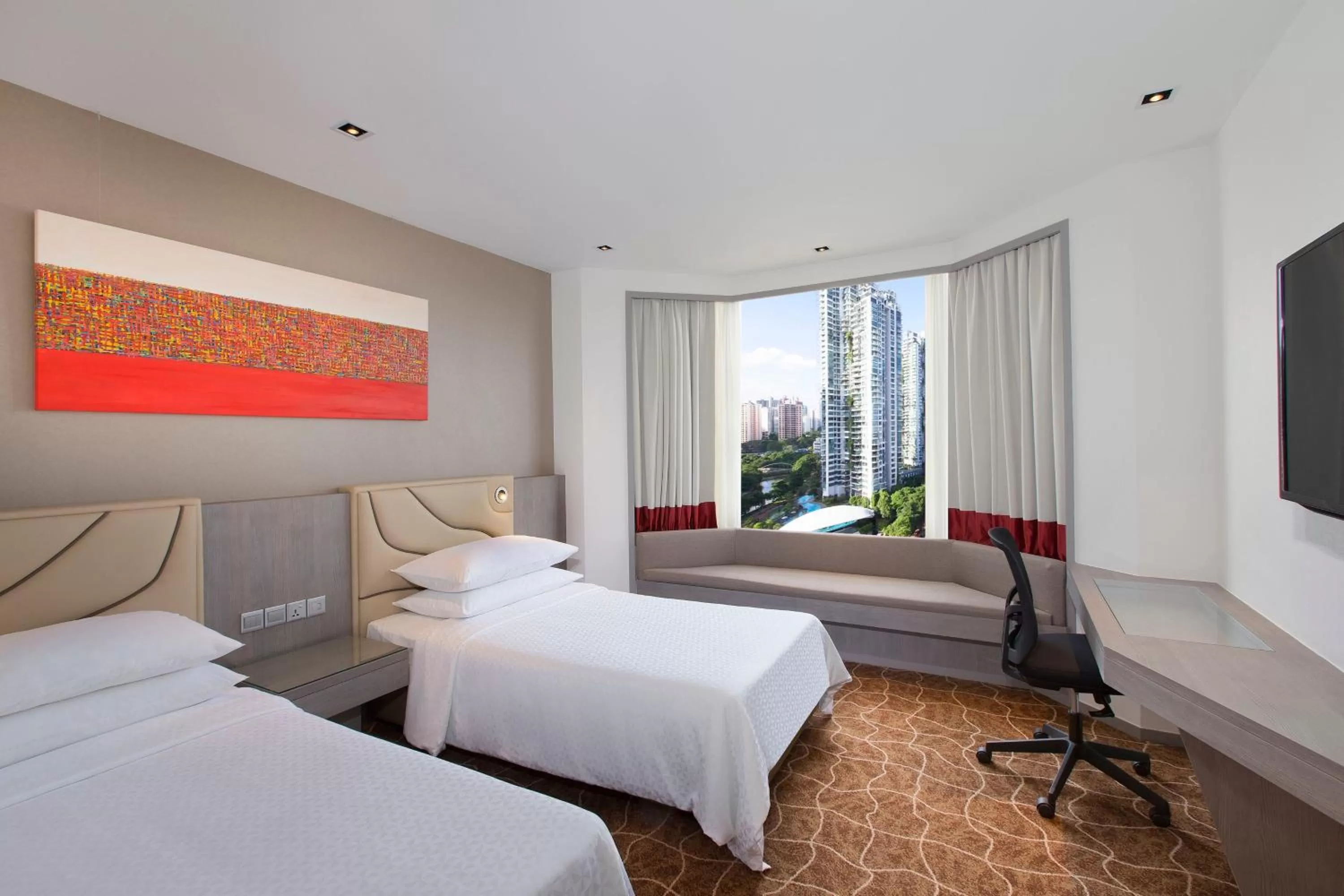 Photo of the whole room, Bed in Four Points by Sheraton Singapore, Riverview