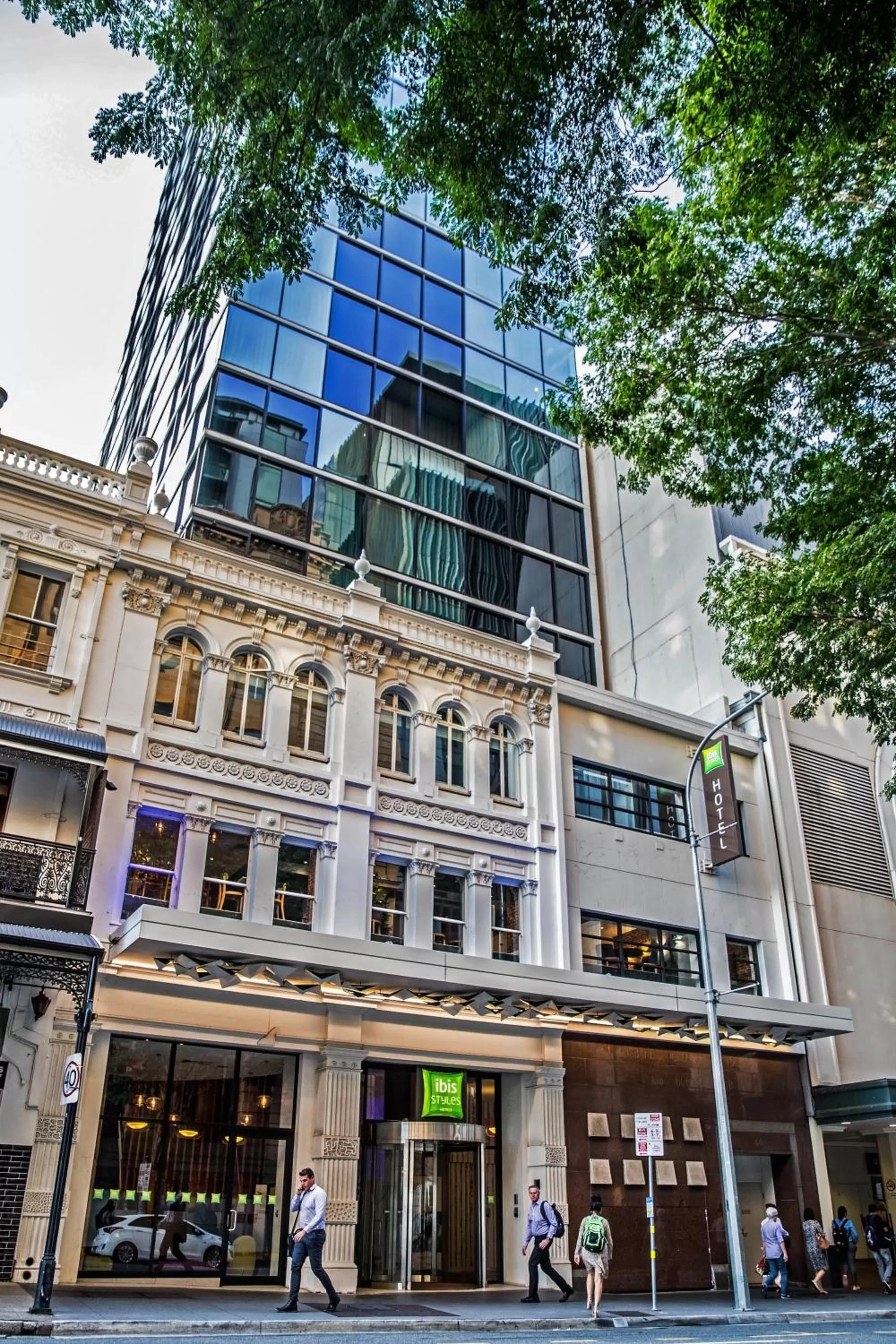 Property building in ibis Styles Brisbane Elizabeth Street
