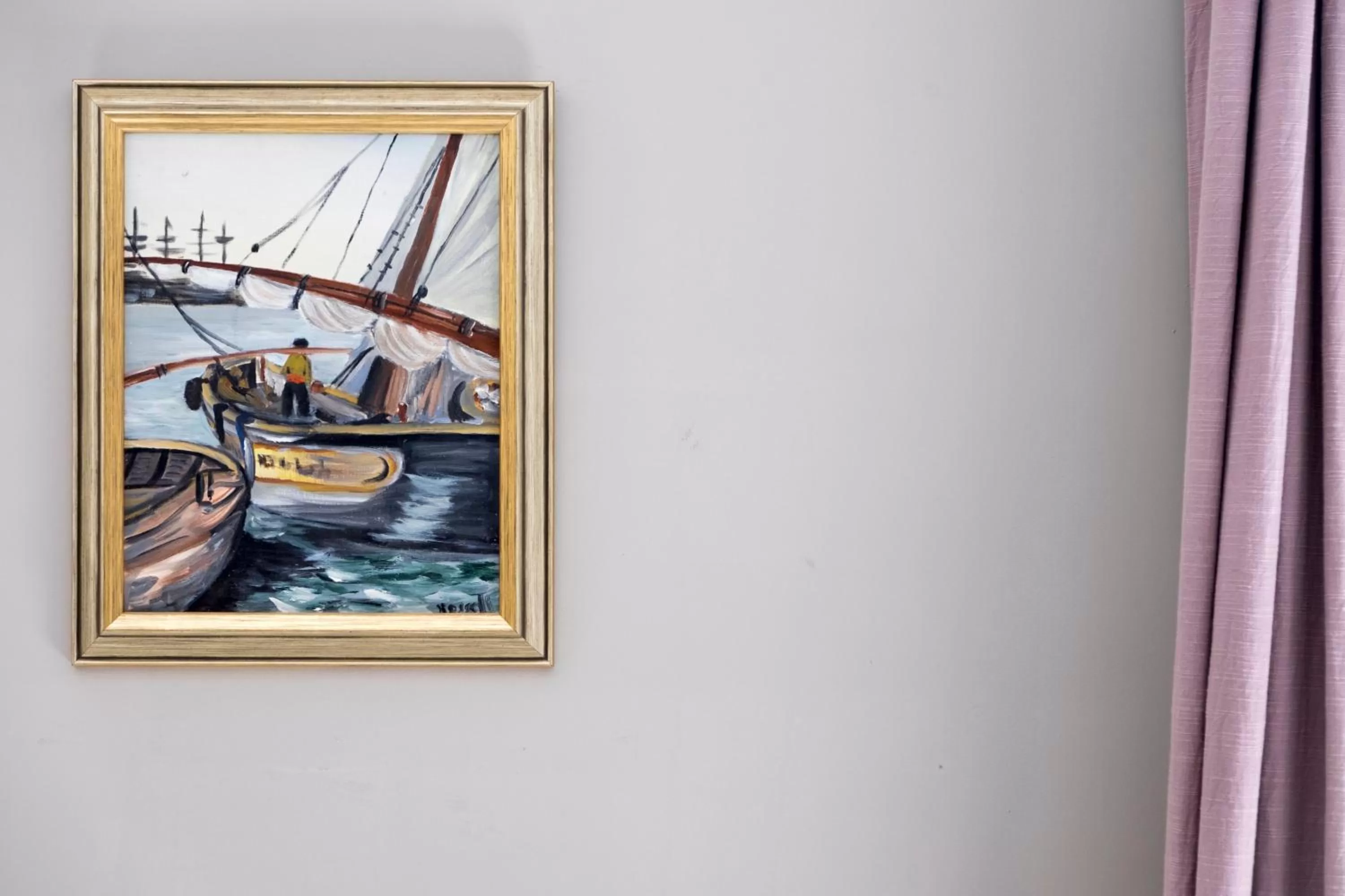 Decorative detail in Chambres d hôtes du Castell de Blés