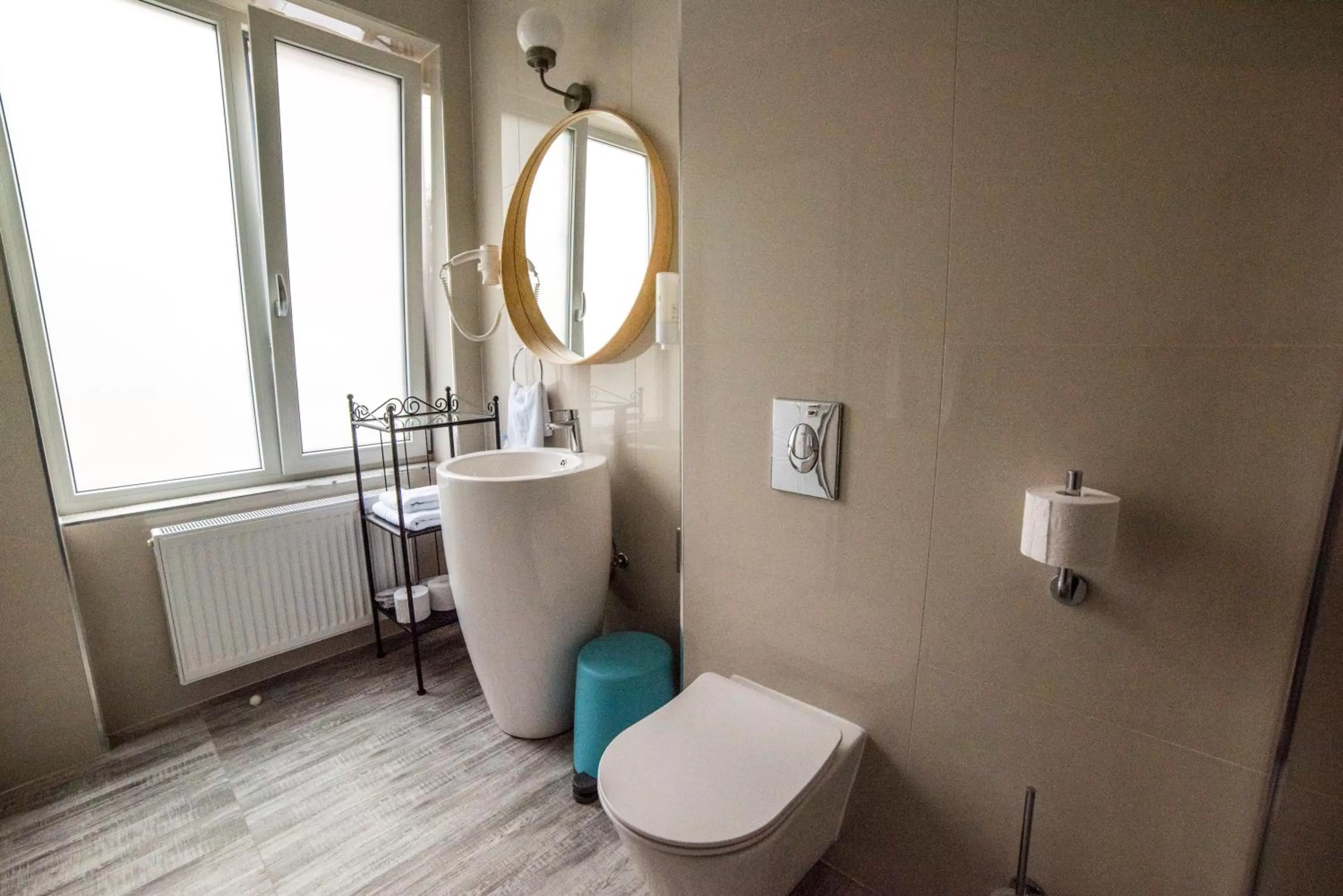 Shower in compleX living aparthotel