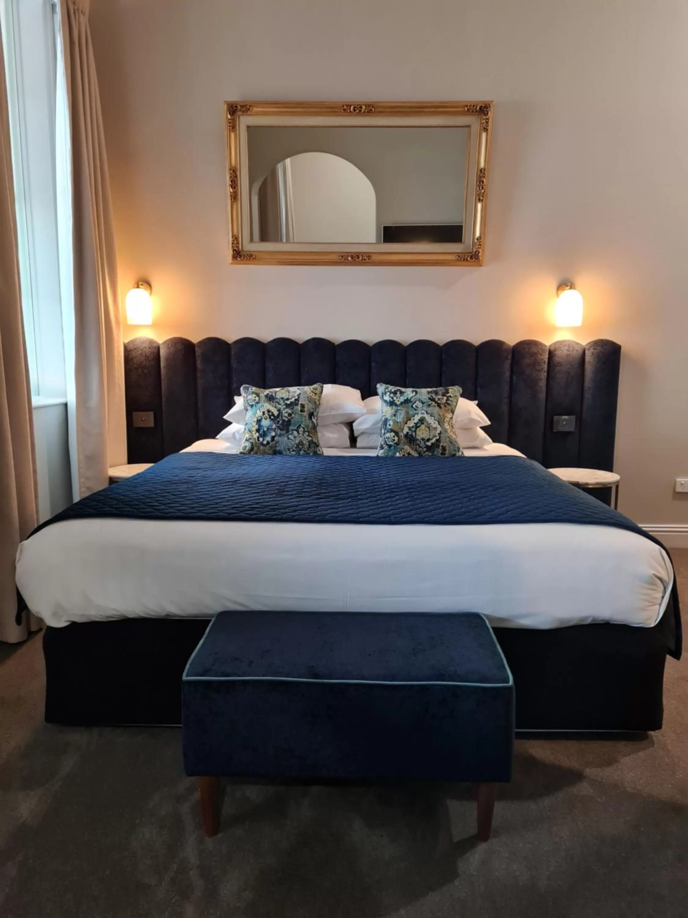 Bedroom, Bed in Mount Gambier Hotel