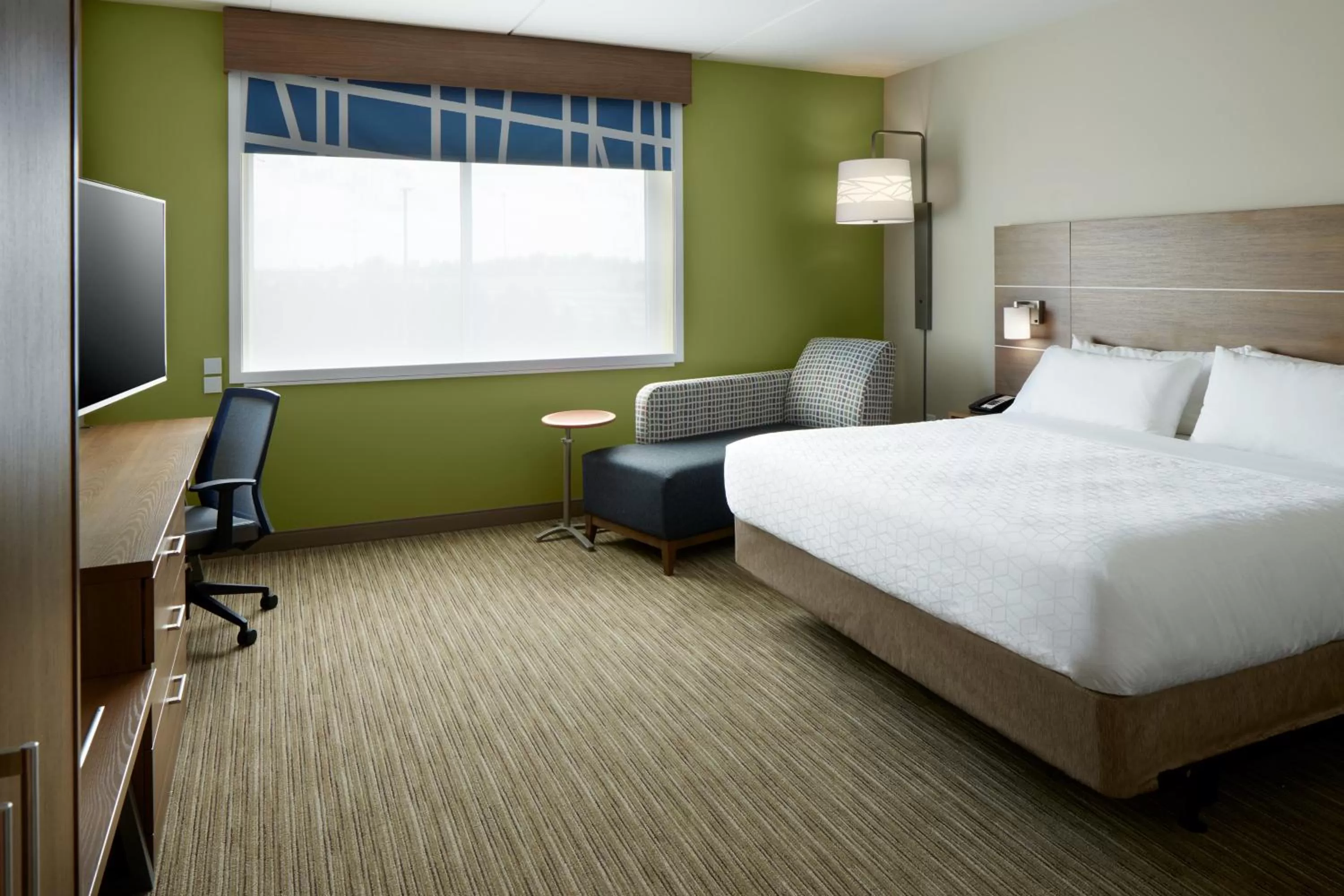 King Room - Hearing Accessible - Non-Smoking in Holiday Inn Express & Suites - Cincinnati North - Liberty Way, an IHG Hotel