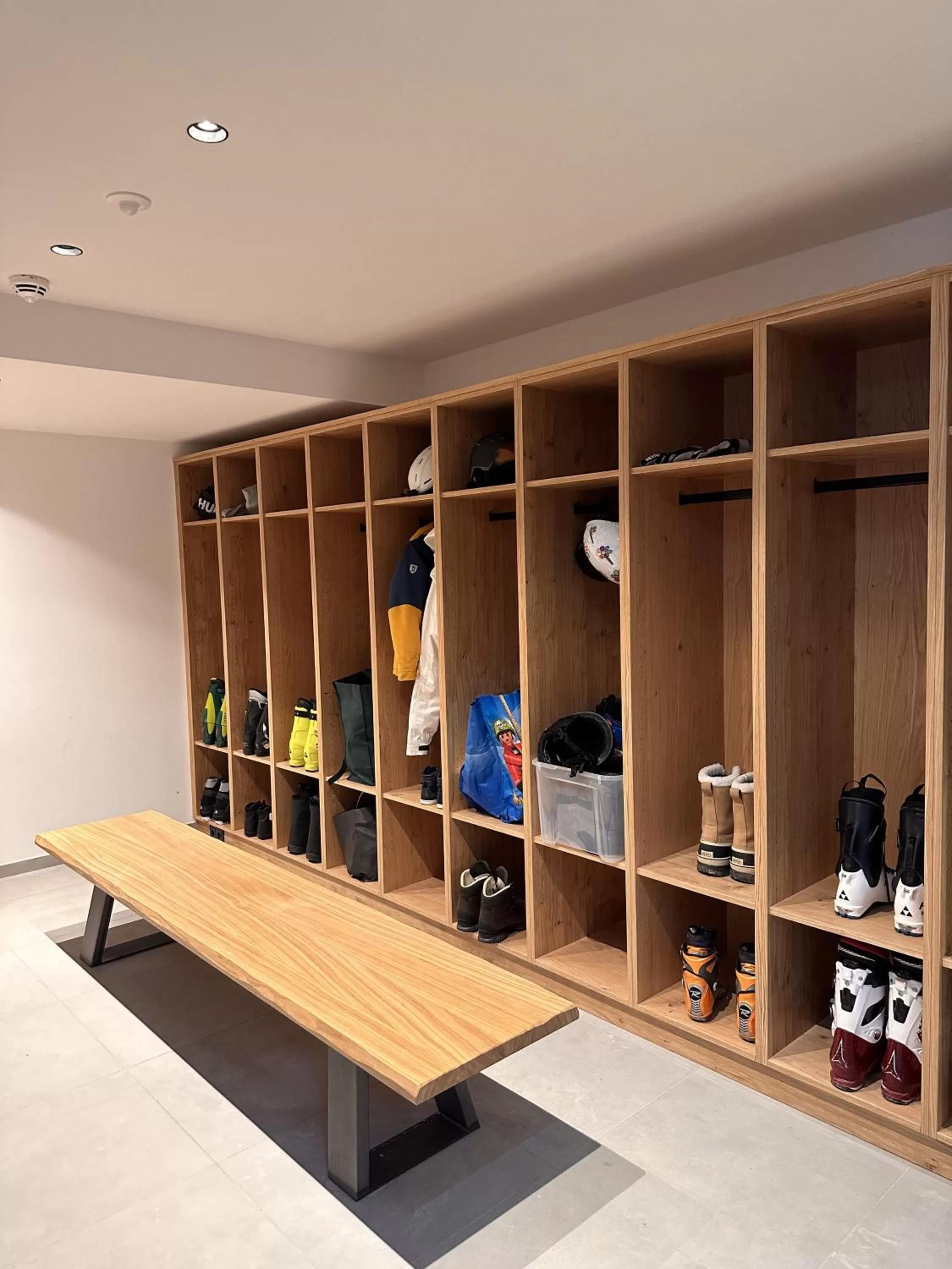 wardrobe in Aparthotel Chalina