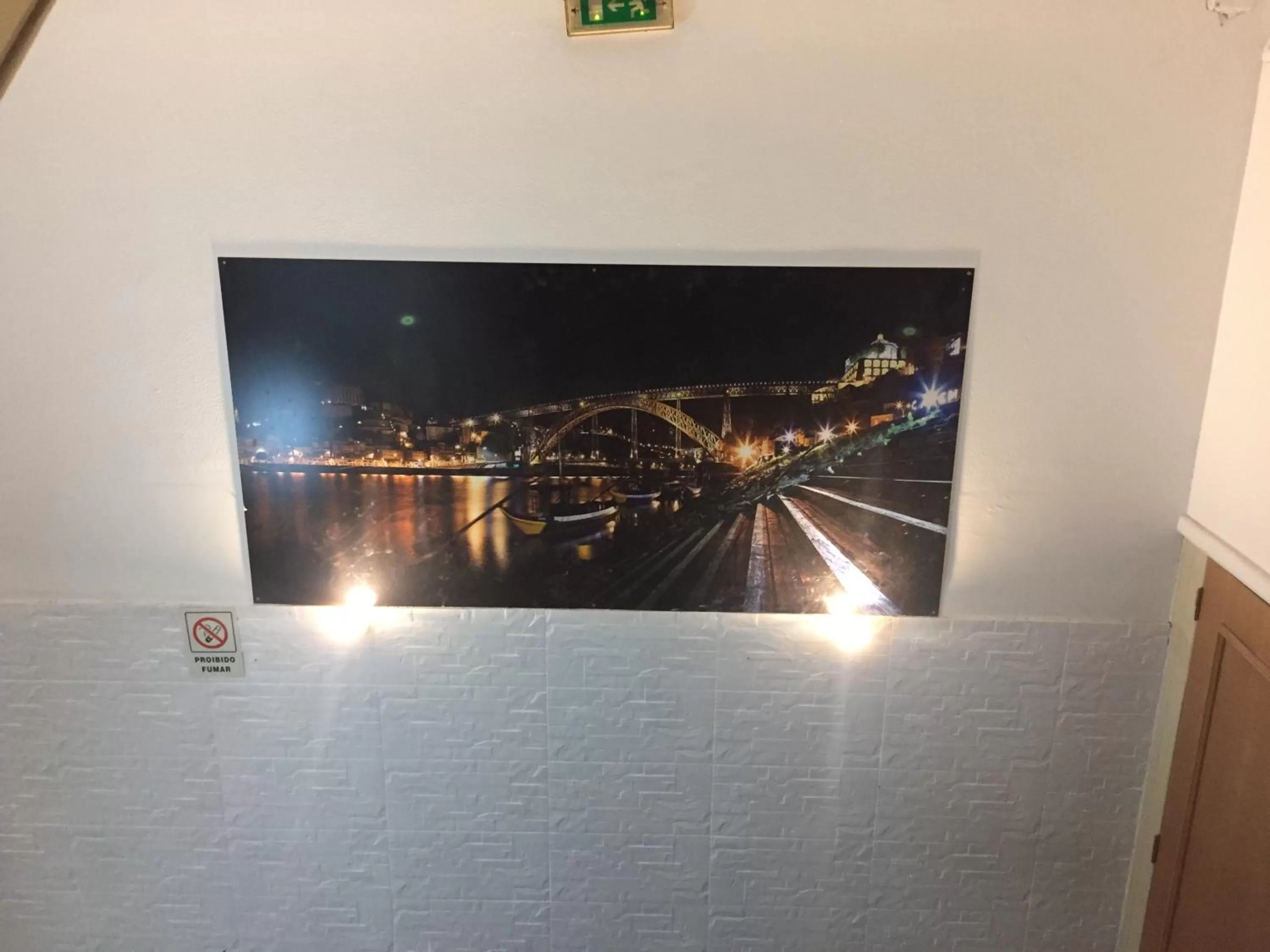 Lira Guest House B&B