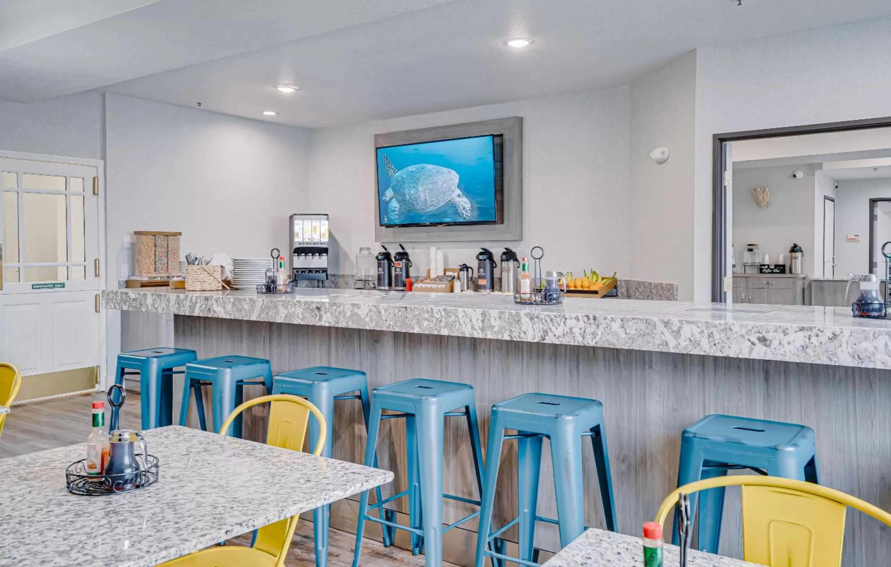 Restaurant/places to eat in The Ashley Inn & Suites