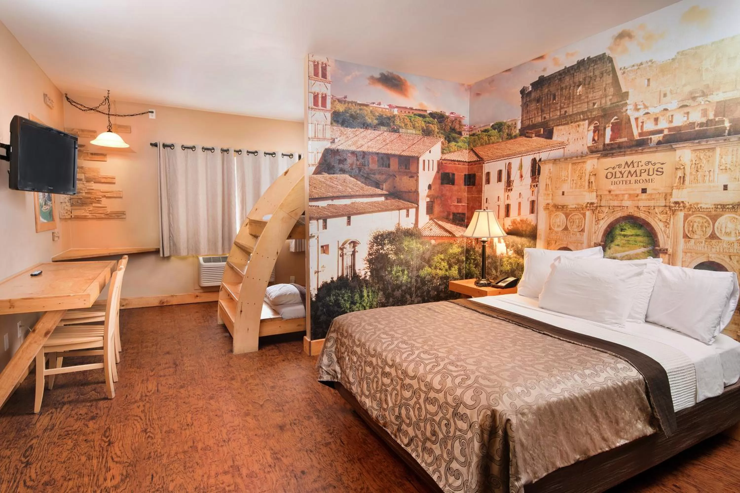 bunk bed in MT. OLYMPUS WATER PARK AND THEME PARK RESORT