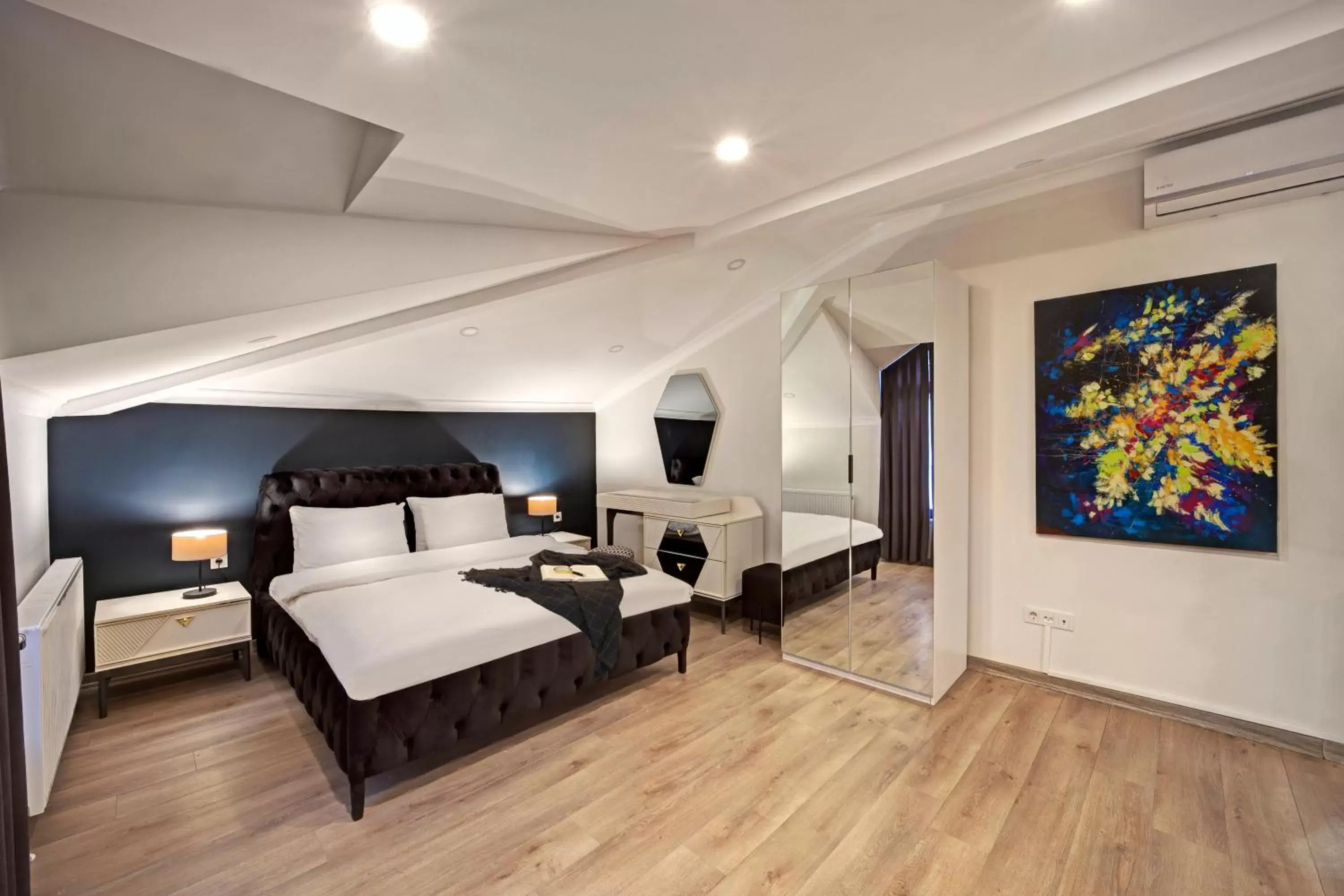 Deluxe Suite with Spa Bath in Etiz Hotels & Residences Deluxe Suite with Spa Bath in Etiz Hotels & Residences