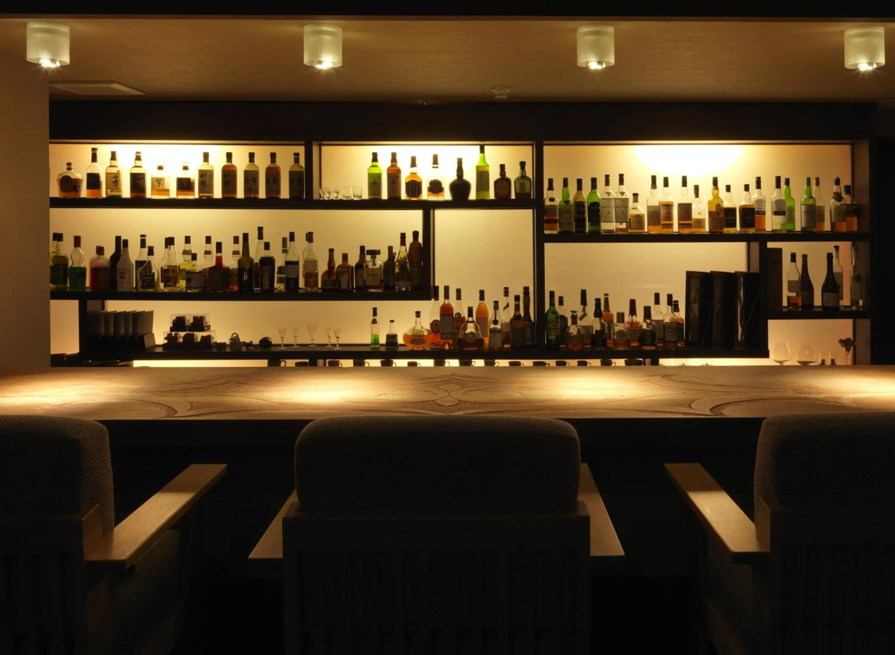 Lounge or bar in Lake Shikotsu Tsuruga Resort Spa Mizu no Uta