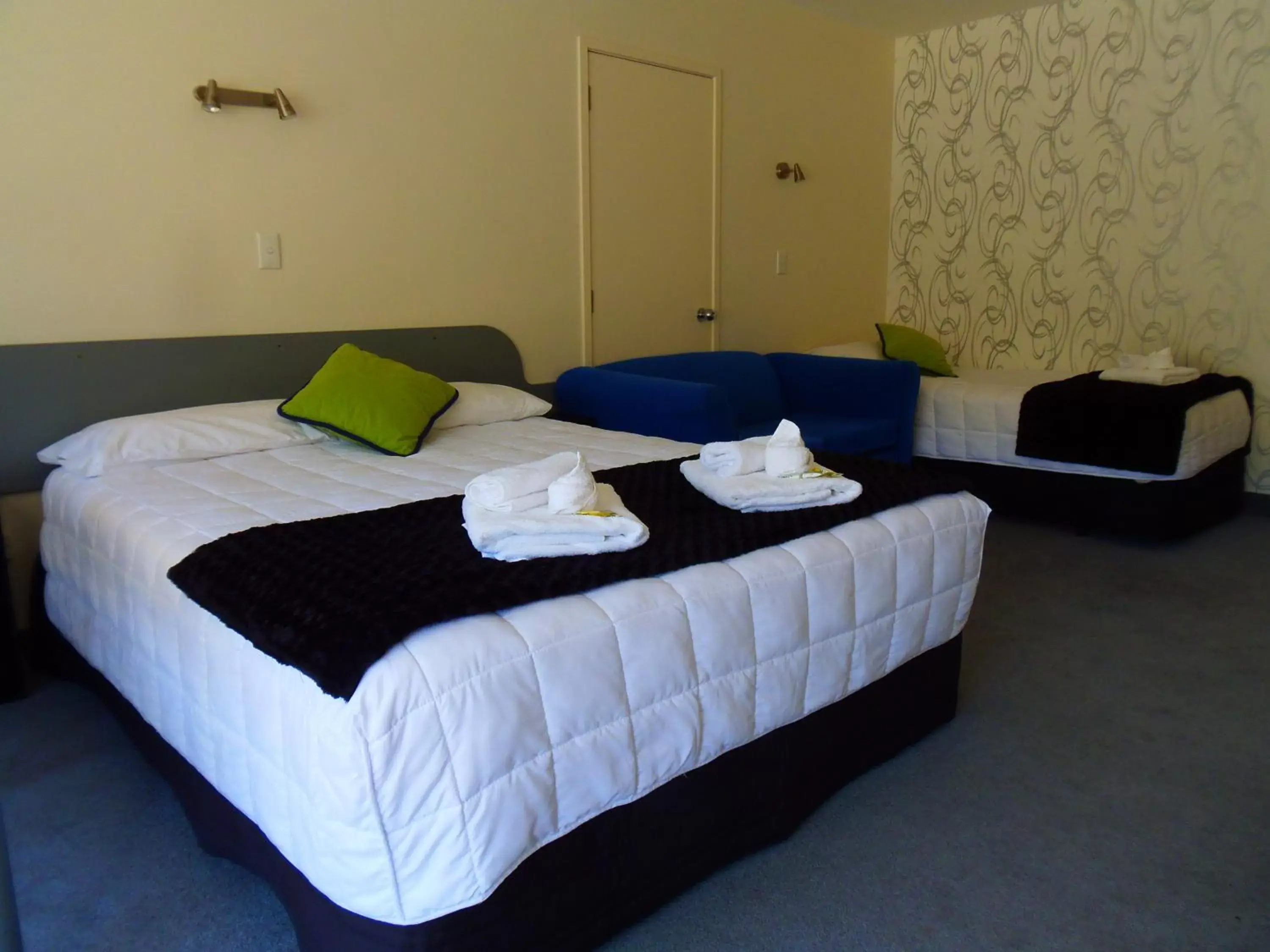 Standard Triple Studio in Kapiti Lindale Motel and Conference Centre Standard Triple Studio in Kapiti Lindale Motel and Conference Centre
