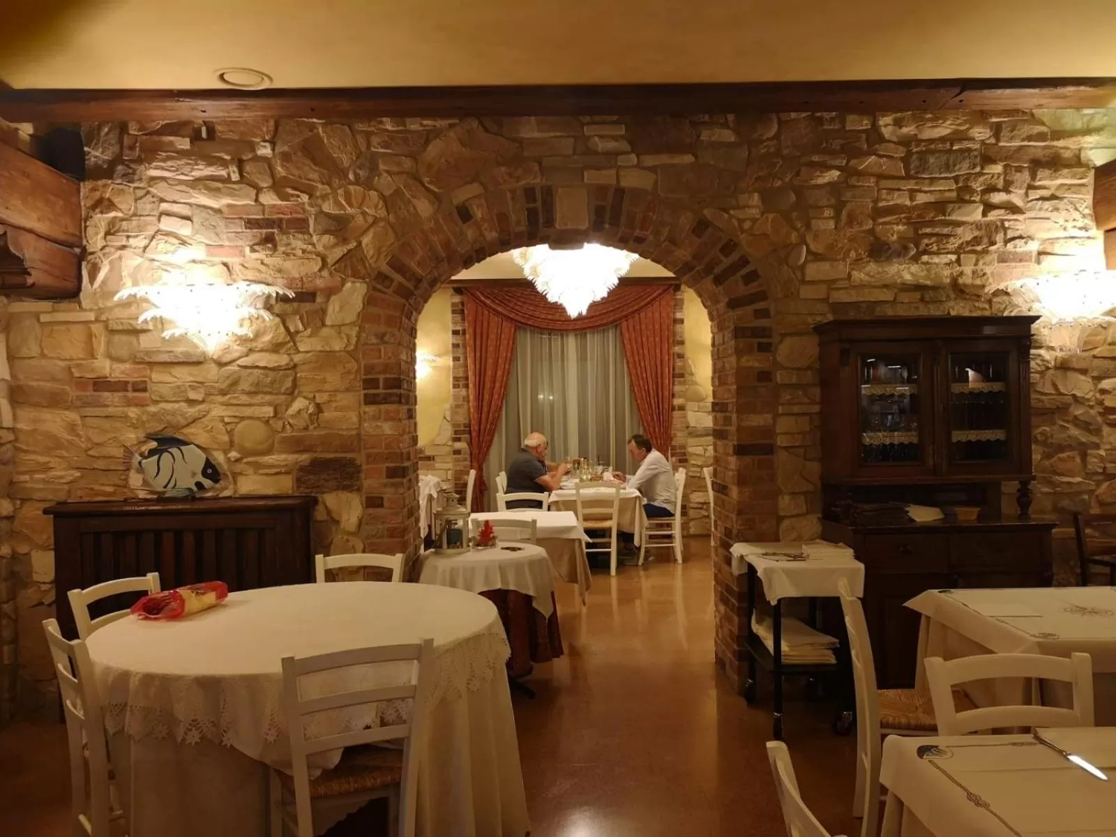 Restaurant/places to eat in Ferrari