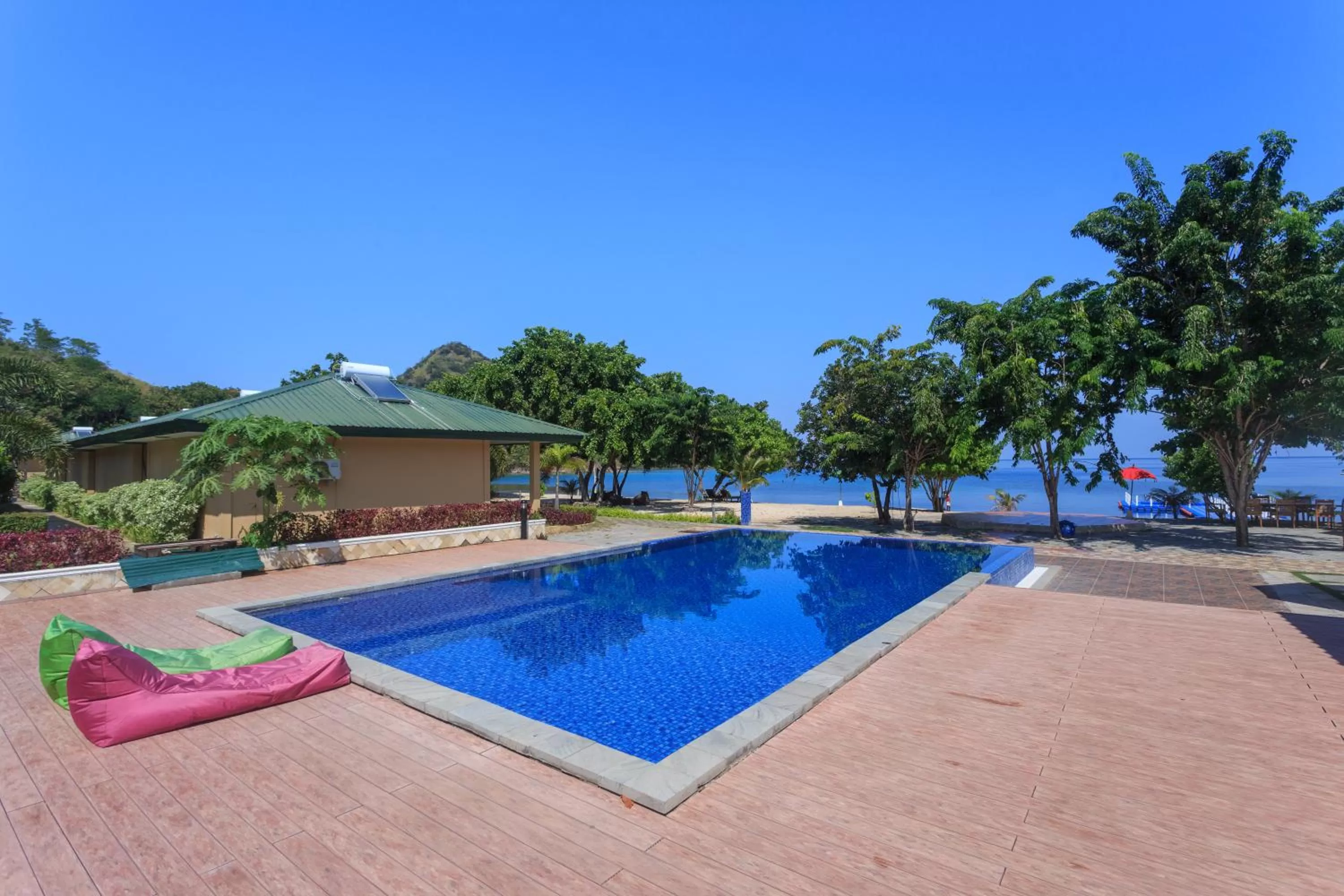 Pool view in Sylvia Beach Villa