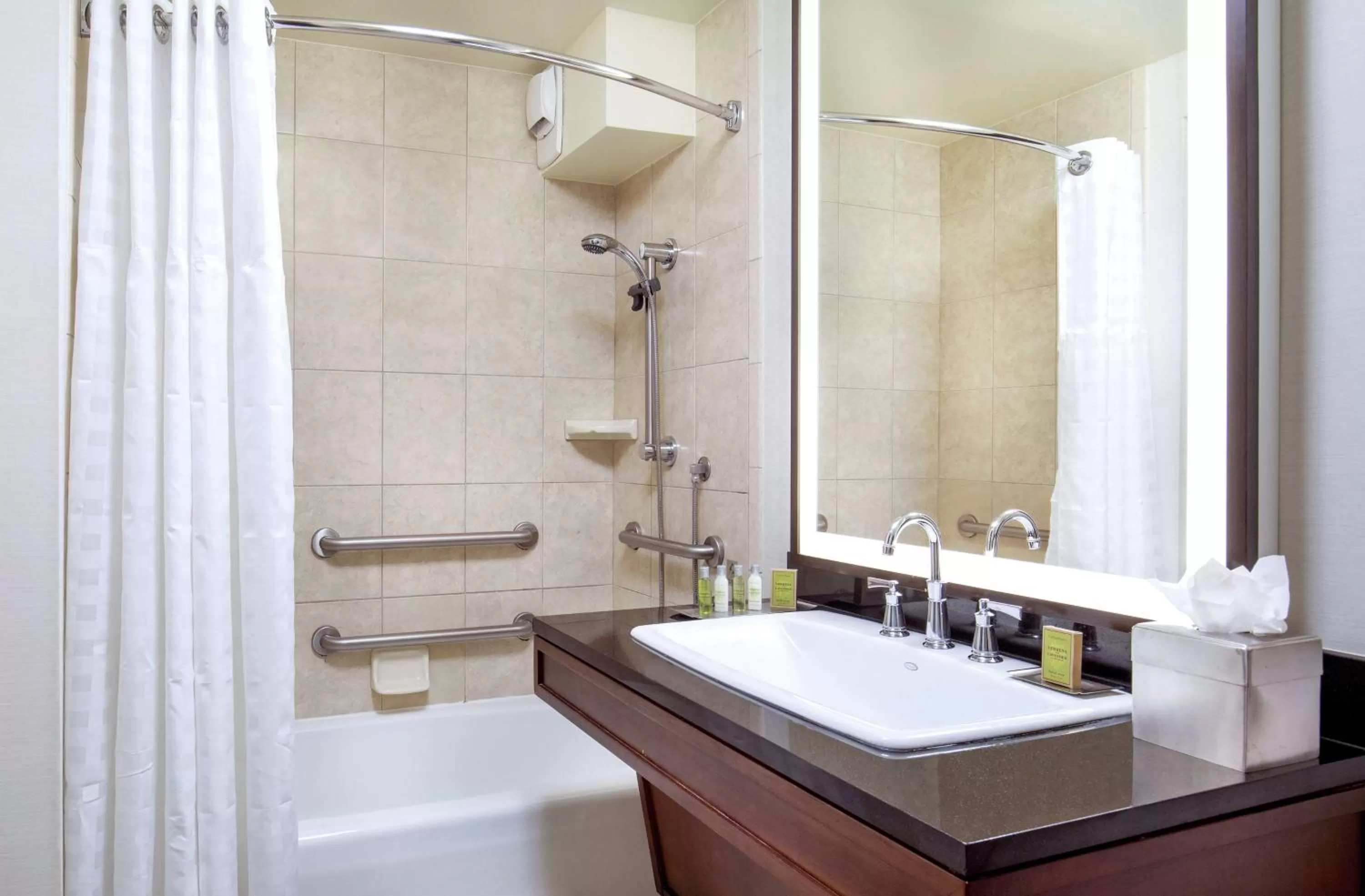 Bathroom in DoubleTree by Hilton Hotel Nashville Downtown