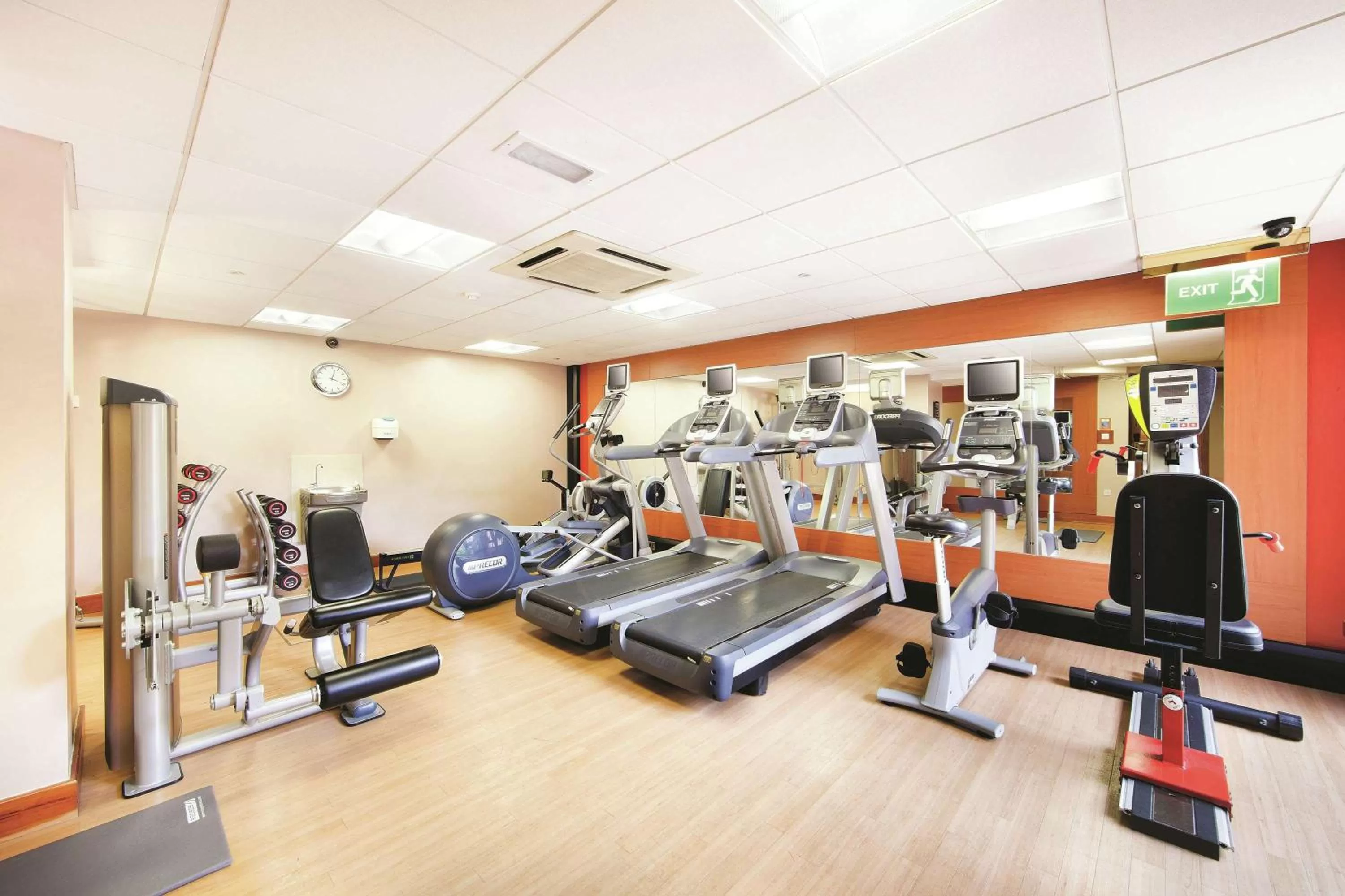 Fitness centre/facilities in DoubleTree by Hilton Manchester Airport