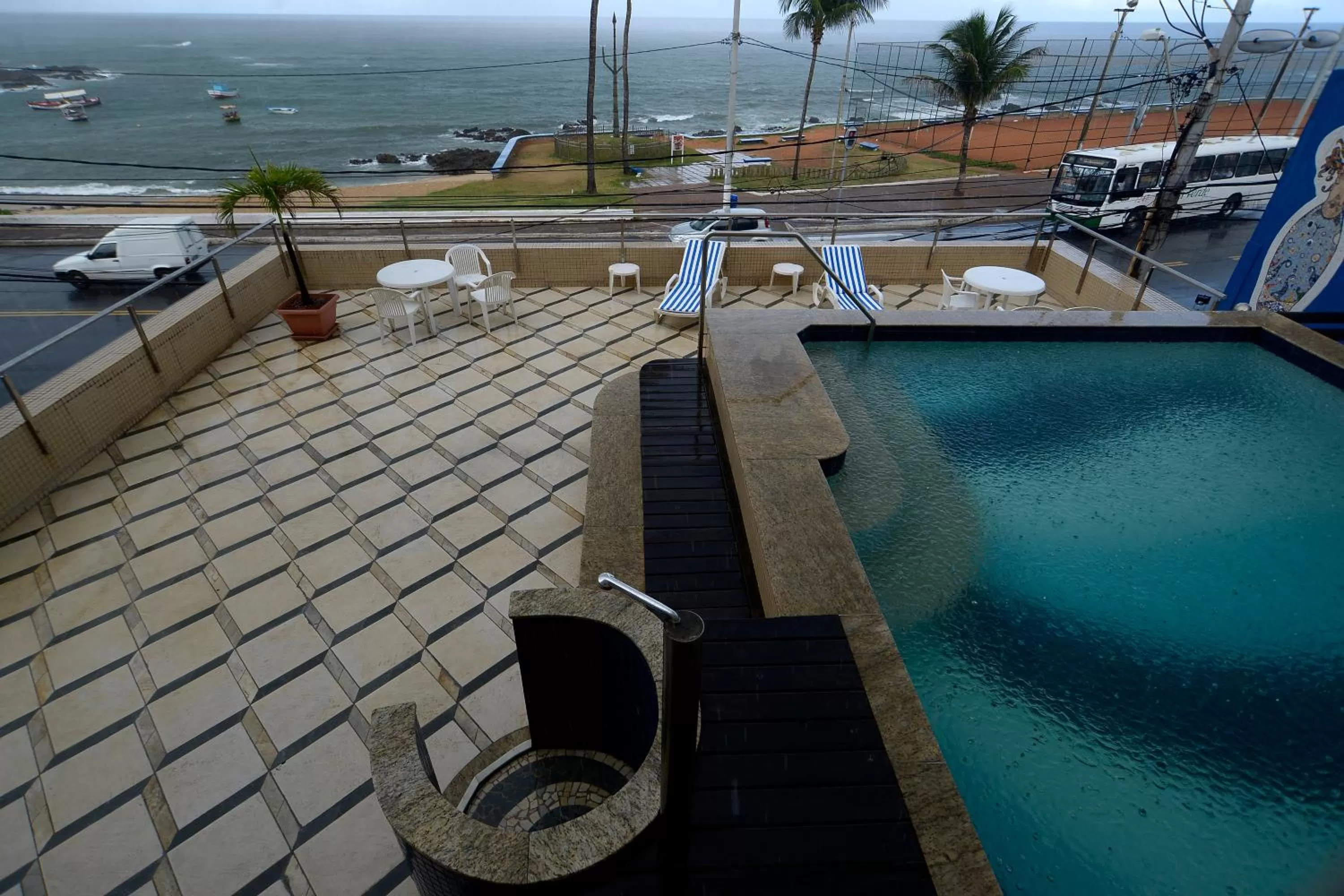 Pool view in Rede Andrade Mar Hotel - Rio Vermelho