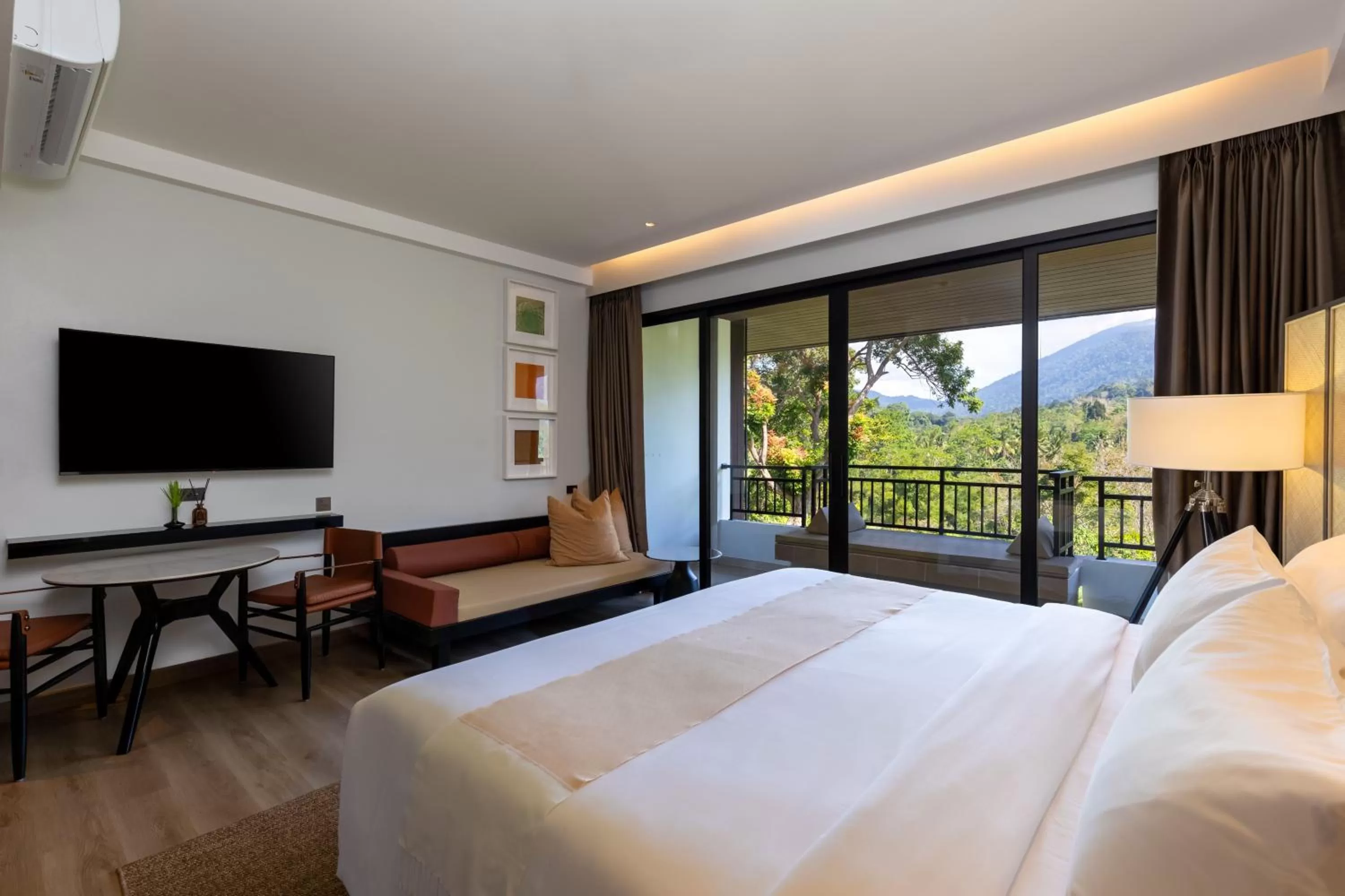 Living room, Bed in Kachonghills Tented Resort Trang