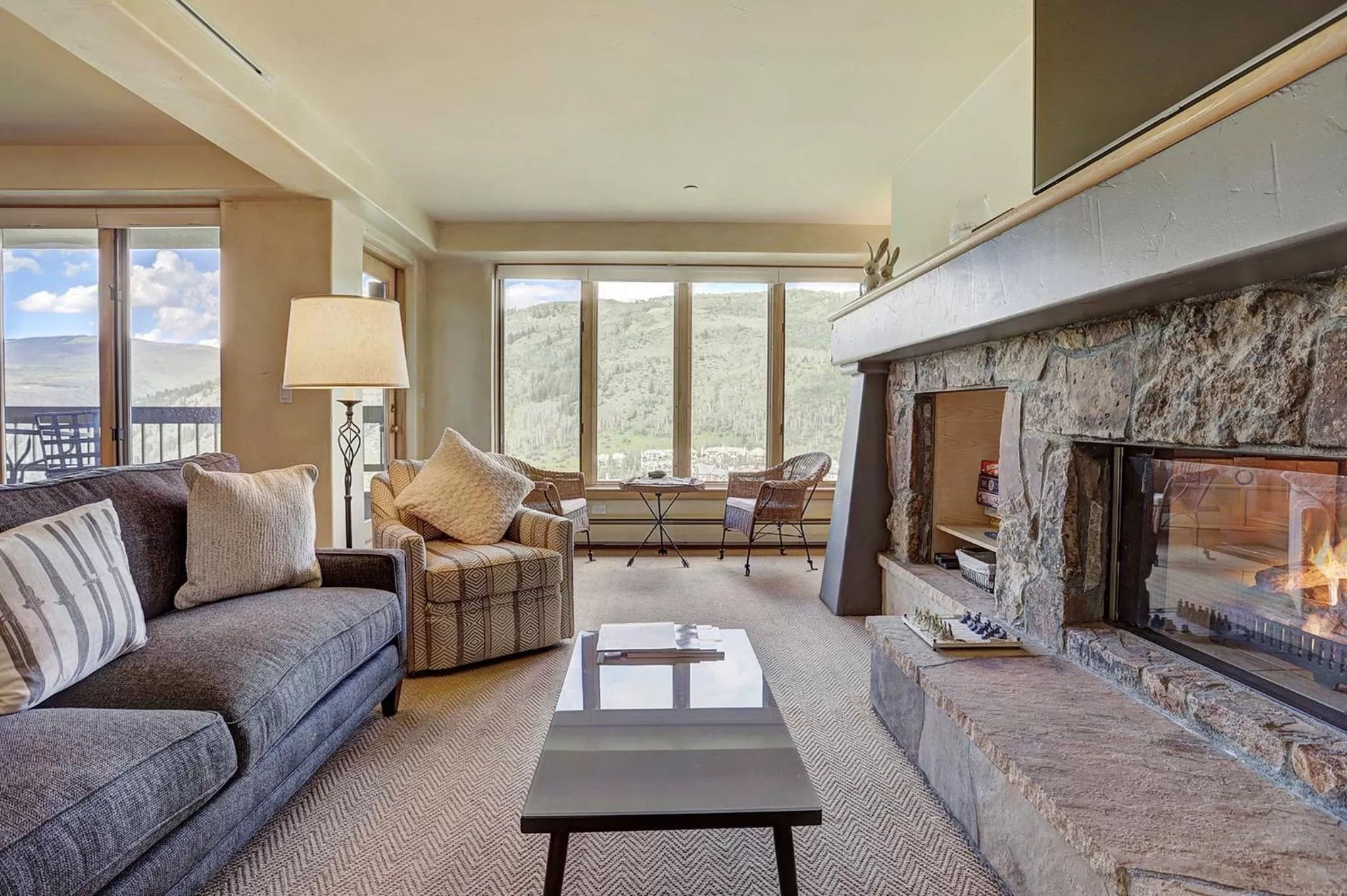 Living room in The Pines Lodge, a RockResort, by Vail Resorts