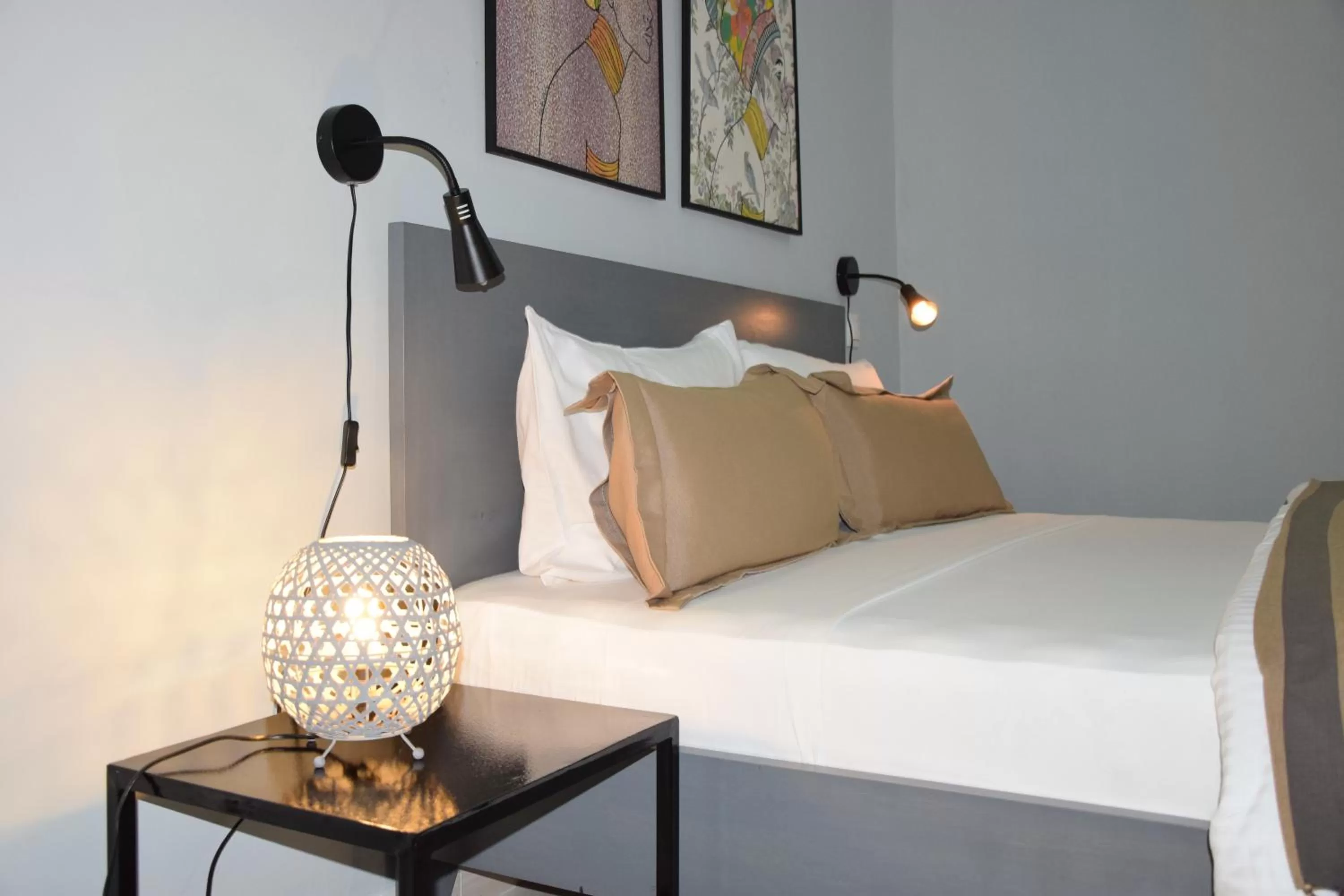 Bed in Hotel Le Marly