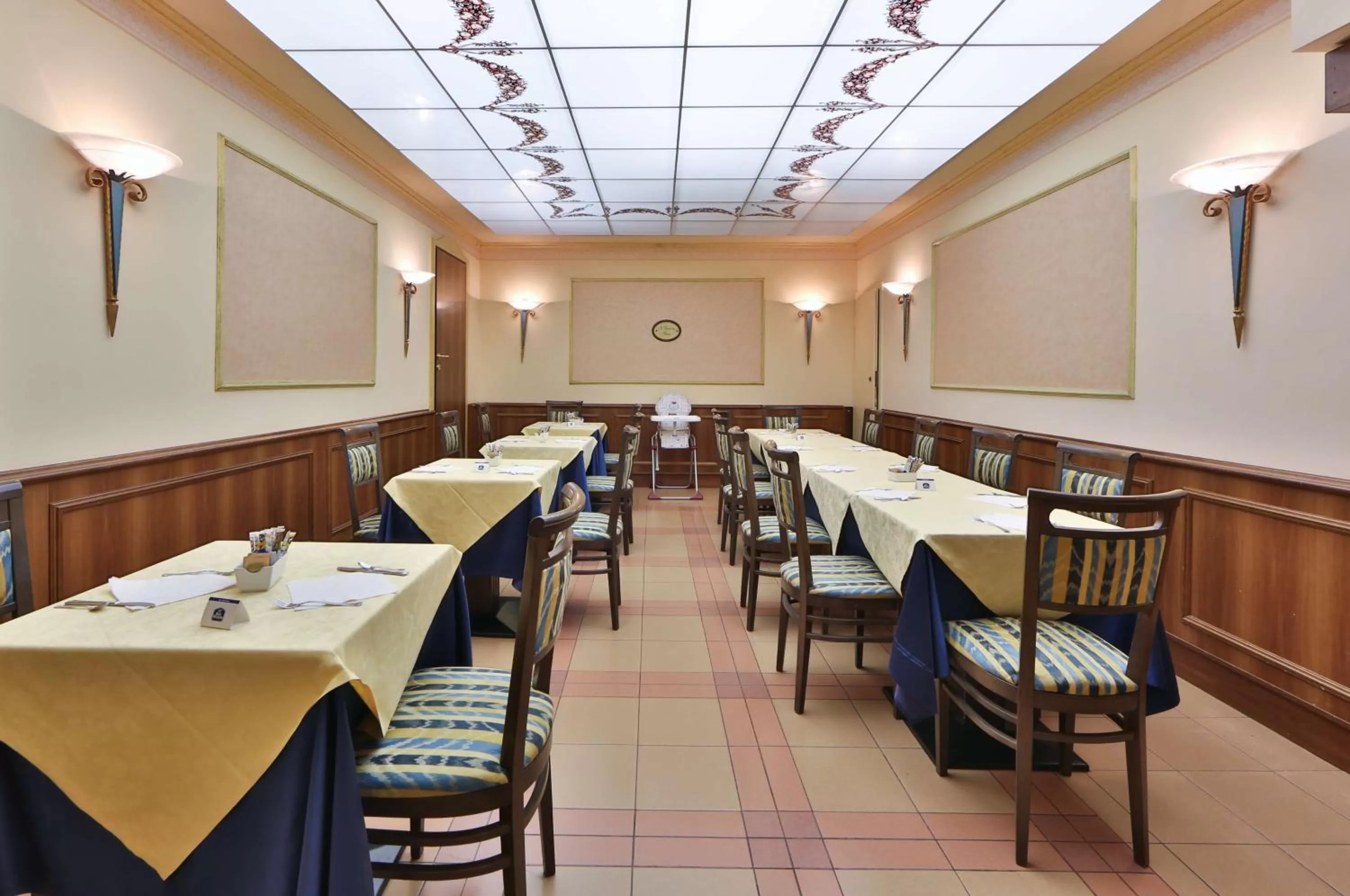 Restaurant/places to eat in Hotel San Donato - Bologna centro