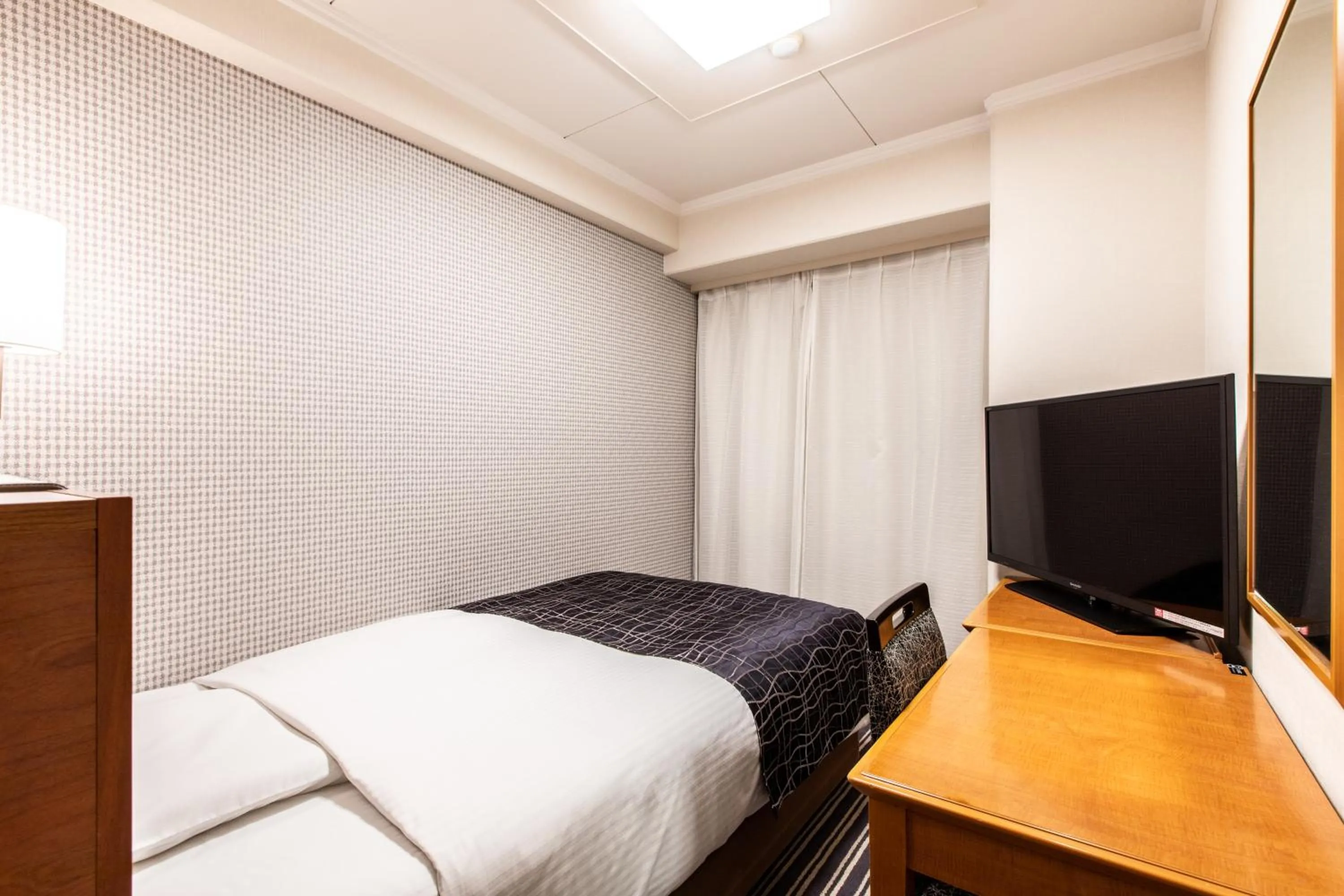 Photo of the whole room, Bed in APA Hotel Kyoto Gion Excellent