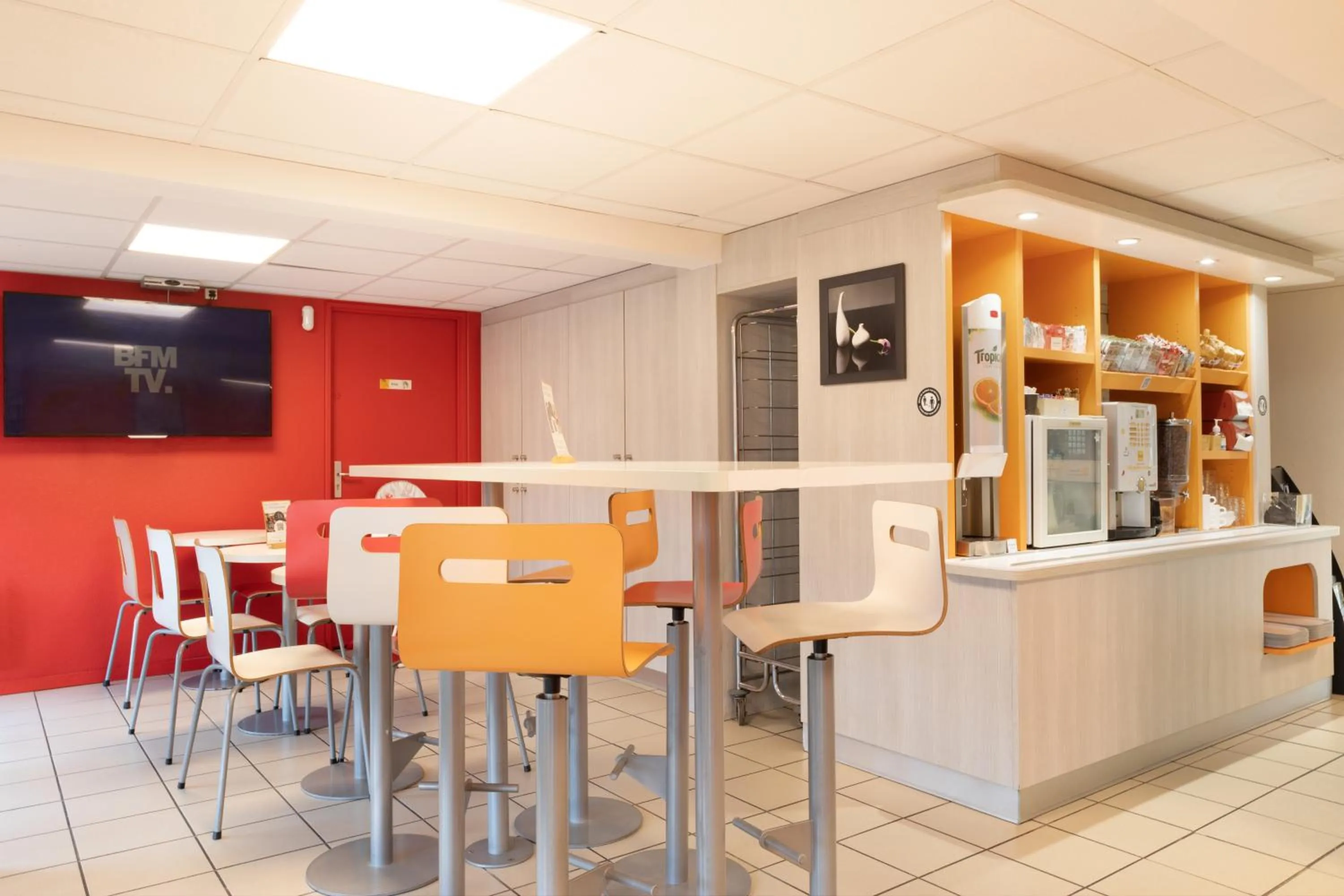 Restaurant/places to eat in Premiere Classe Meaux Nanteuil Les Meaux