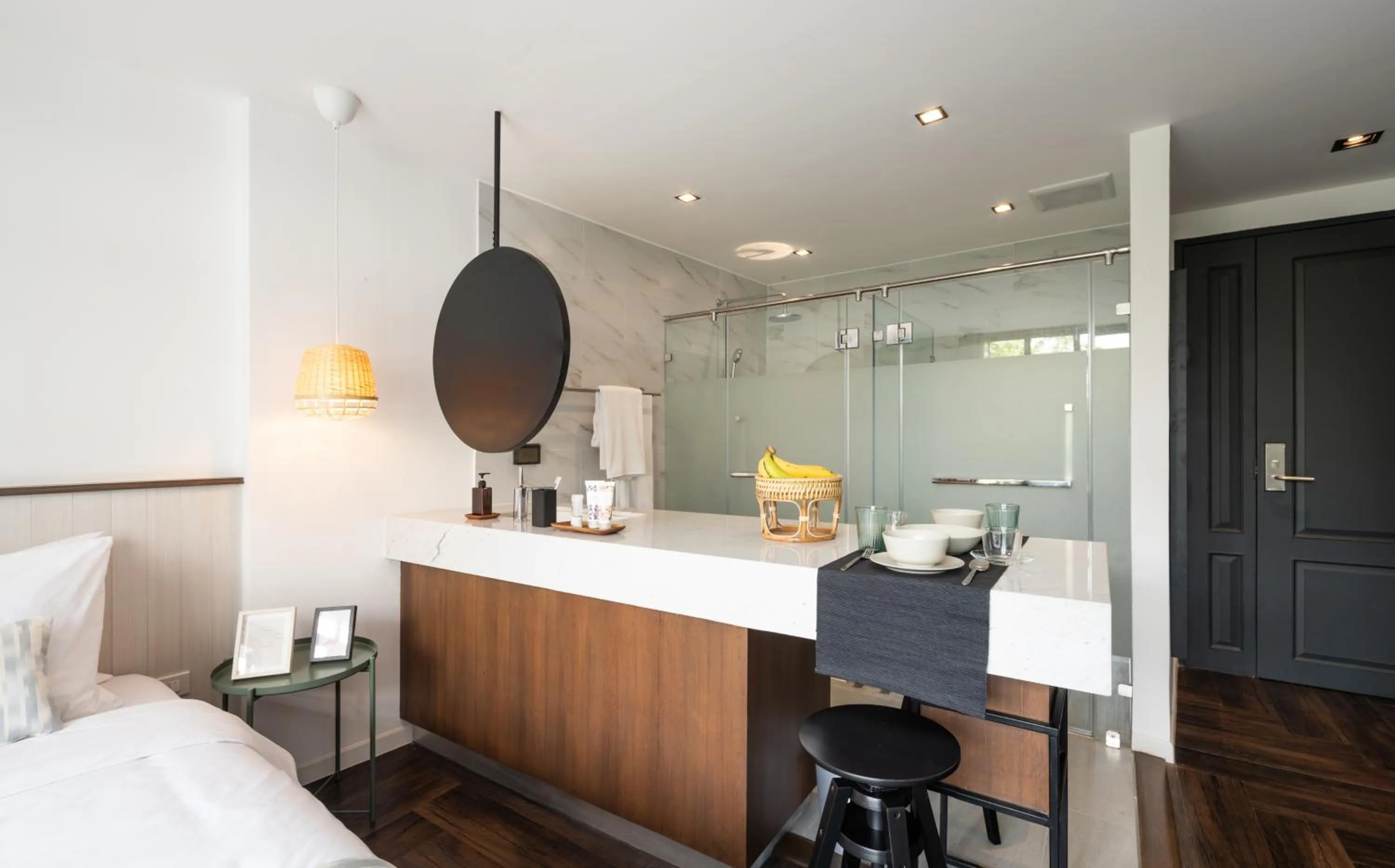 Bathroom, Bed in Warm Window Silom