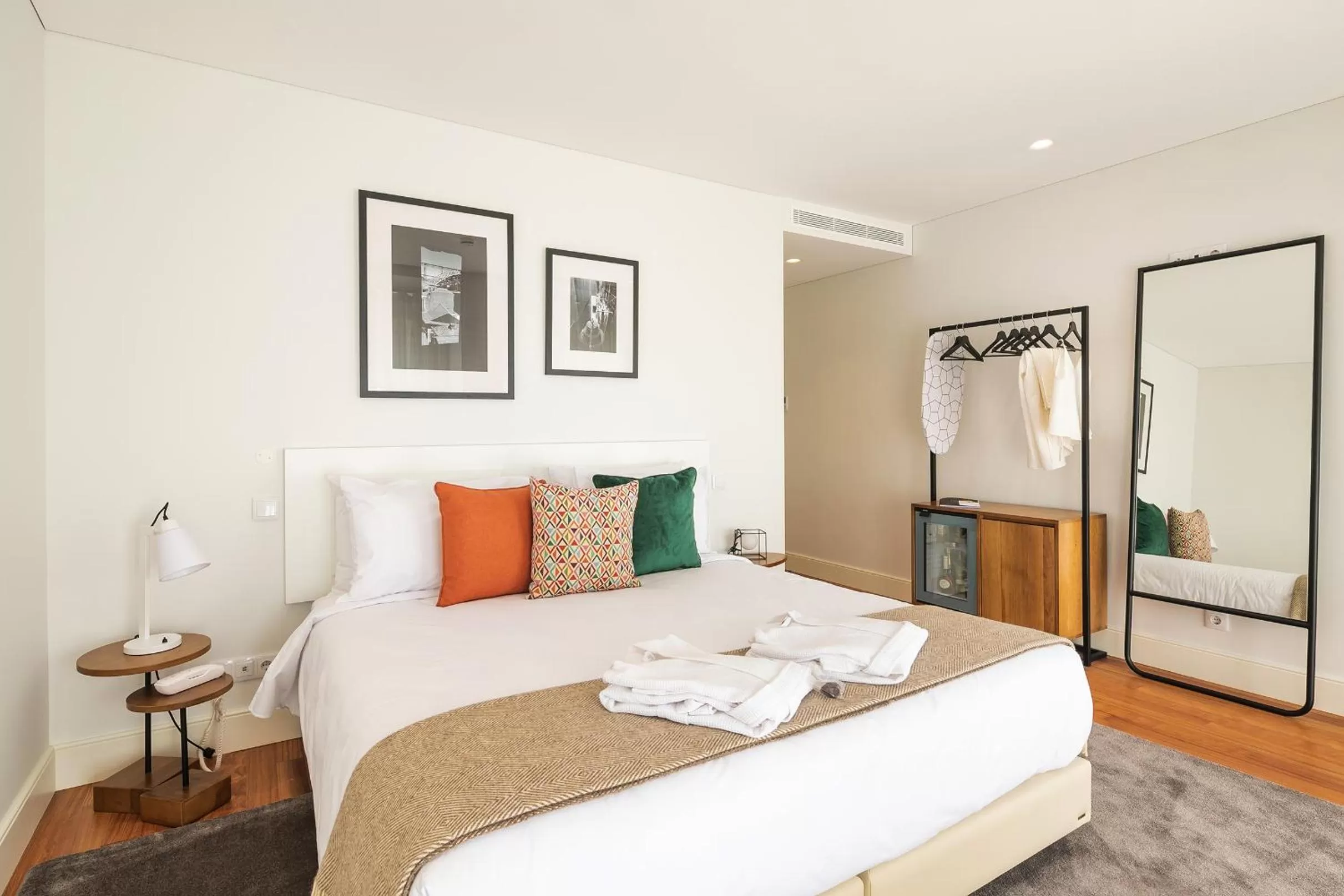 Bed in Porto River Infante