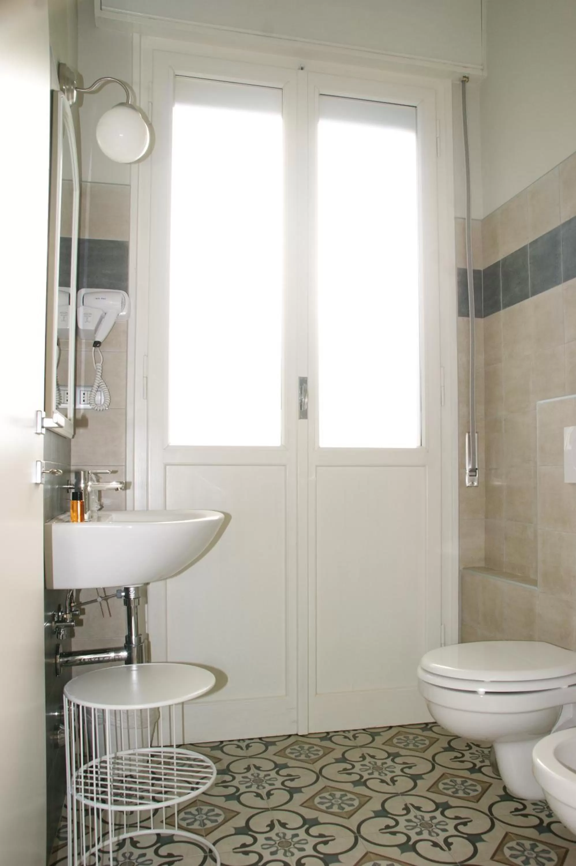 Toilet in LA DAMA ROOM&BREAKFAST