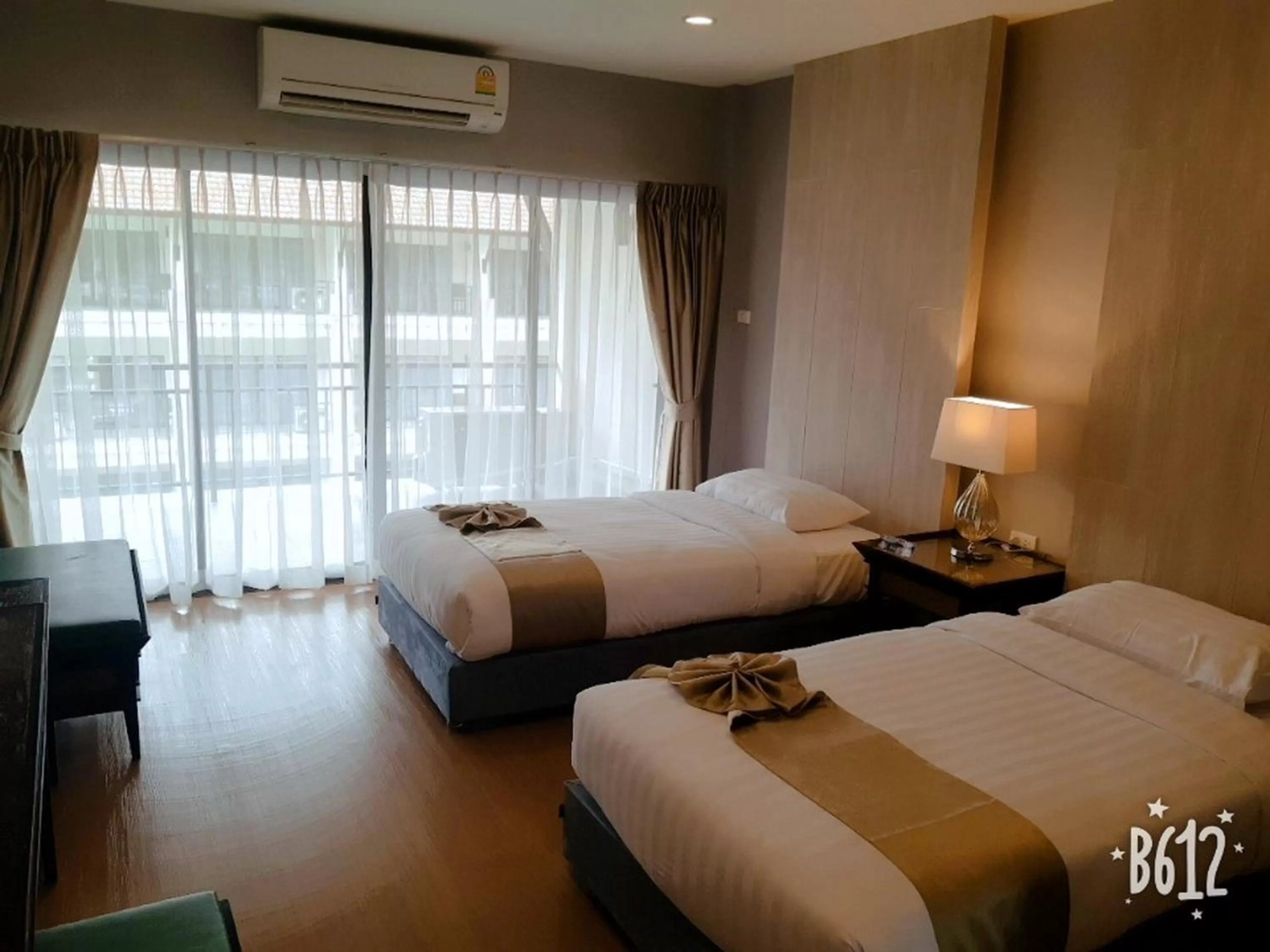 Bed in Green Lake Resort - SHA Extra Plus Certified