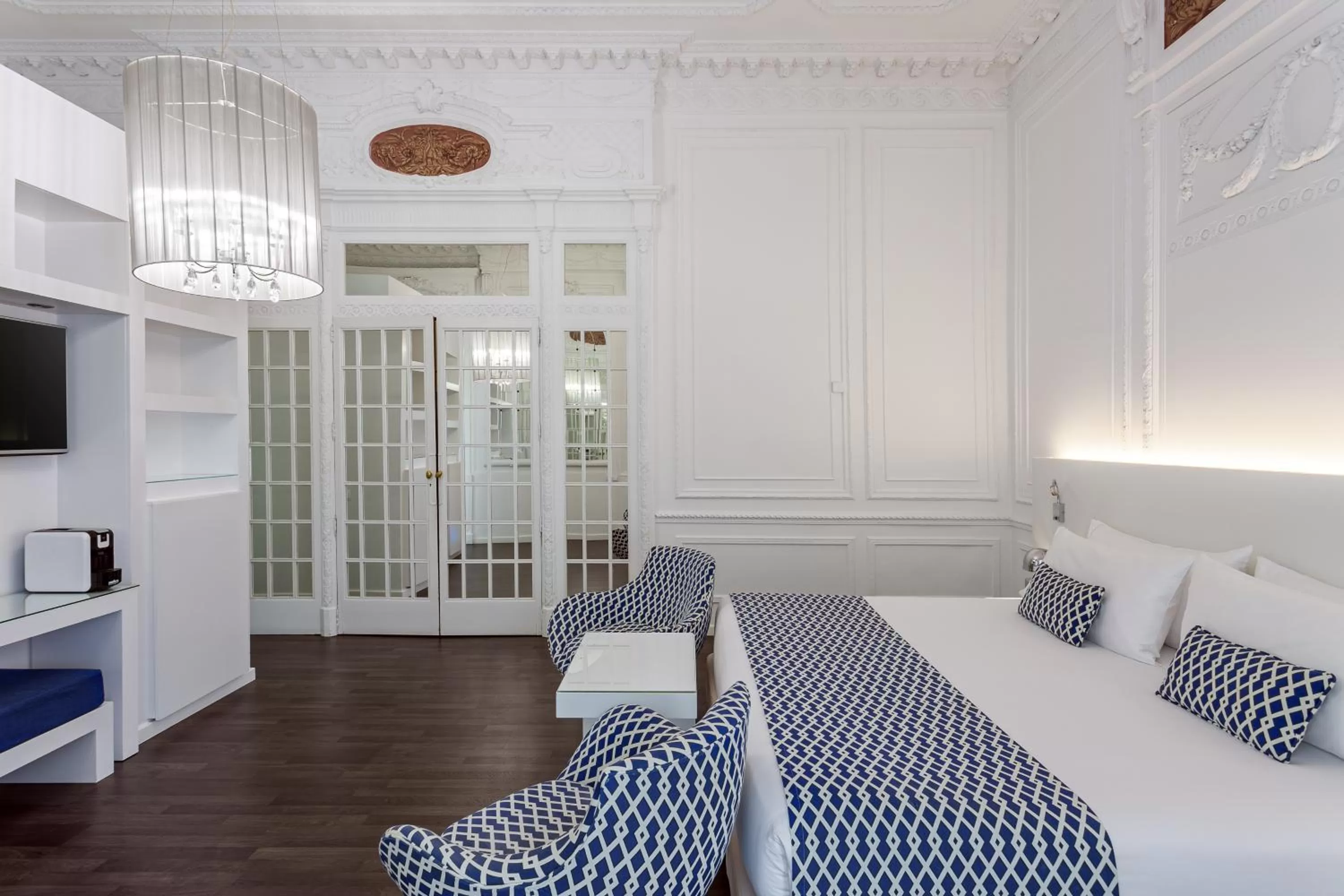 Bed in Room Mate Carla, Barcelona