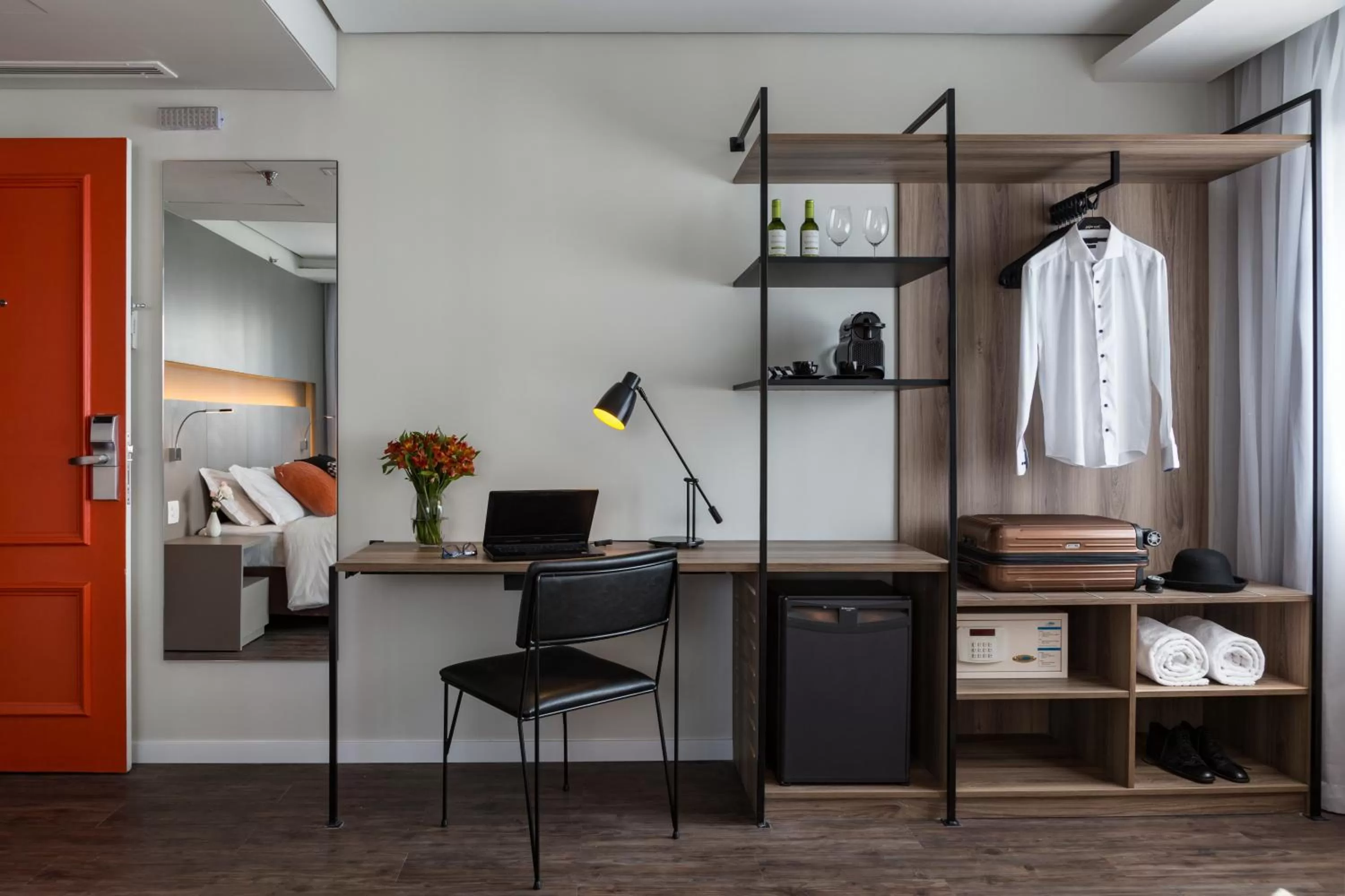 Photo of the whole room in Intercity São Paulo Ibirapuera