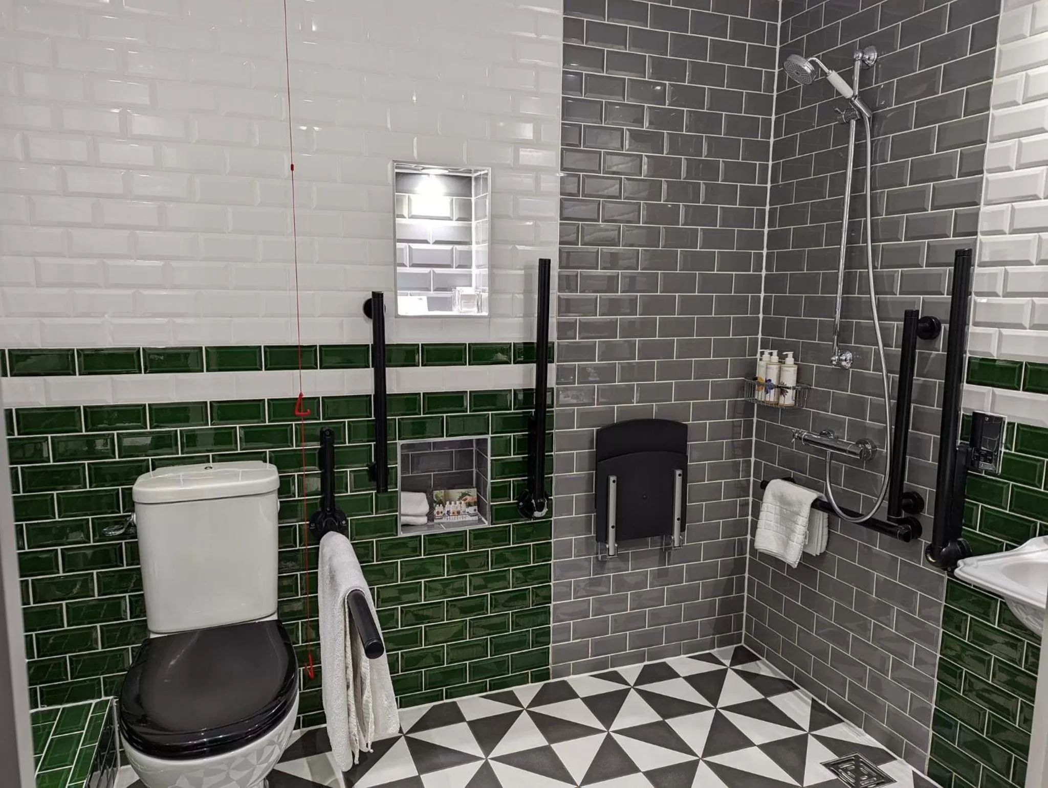 Photo of the whole room in Hotel Indigo - Stratford Upon Avon by IHG