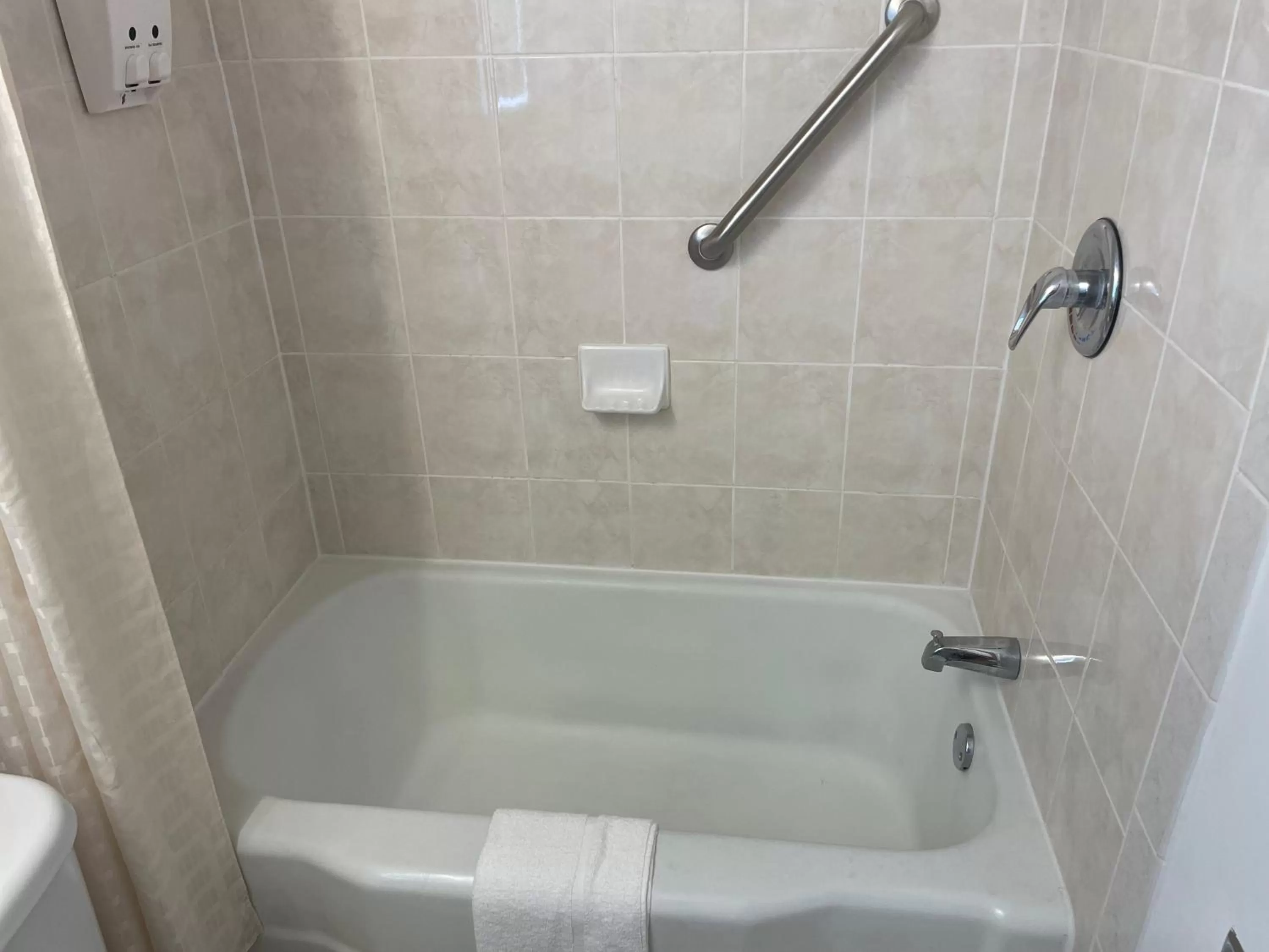 Scottish Inn - North Tonawanda