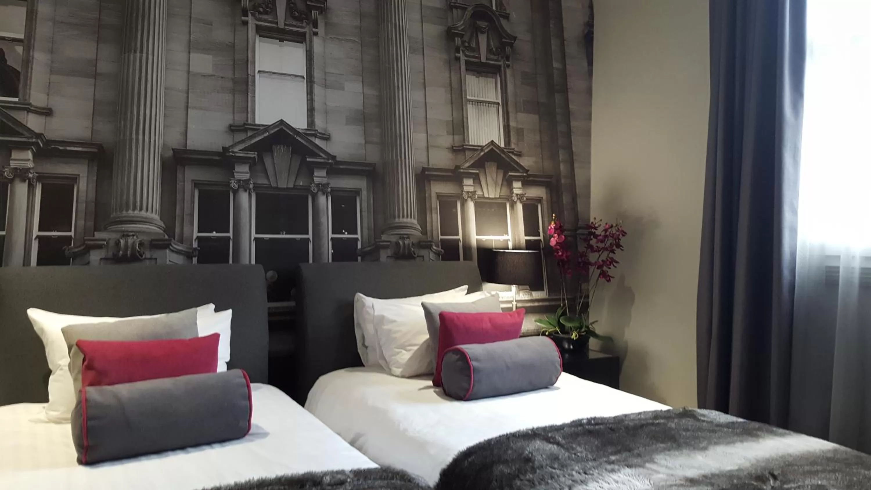 Bed in Grey Street Hotel