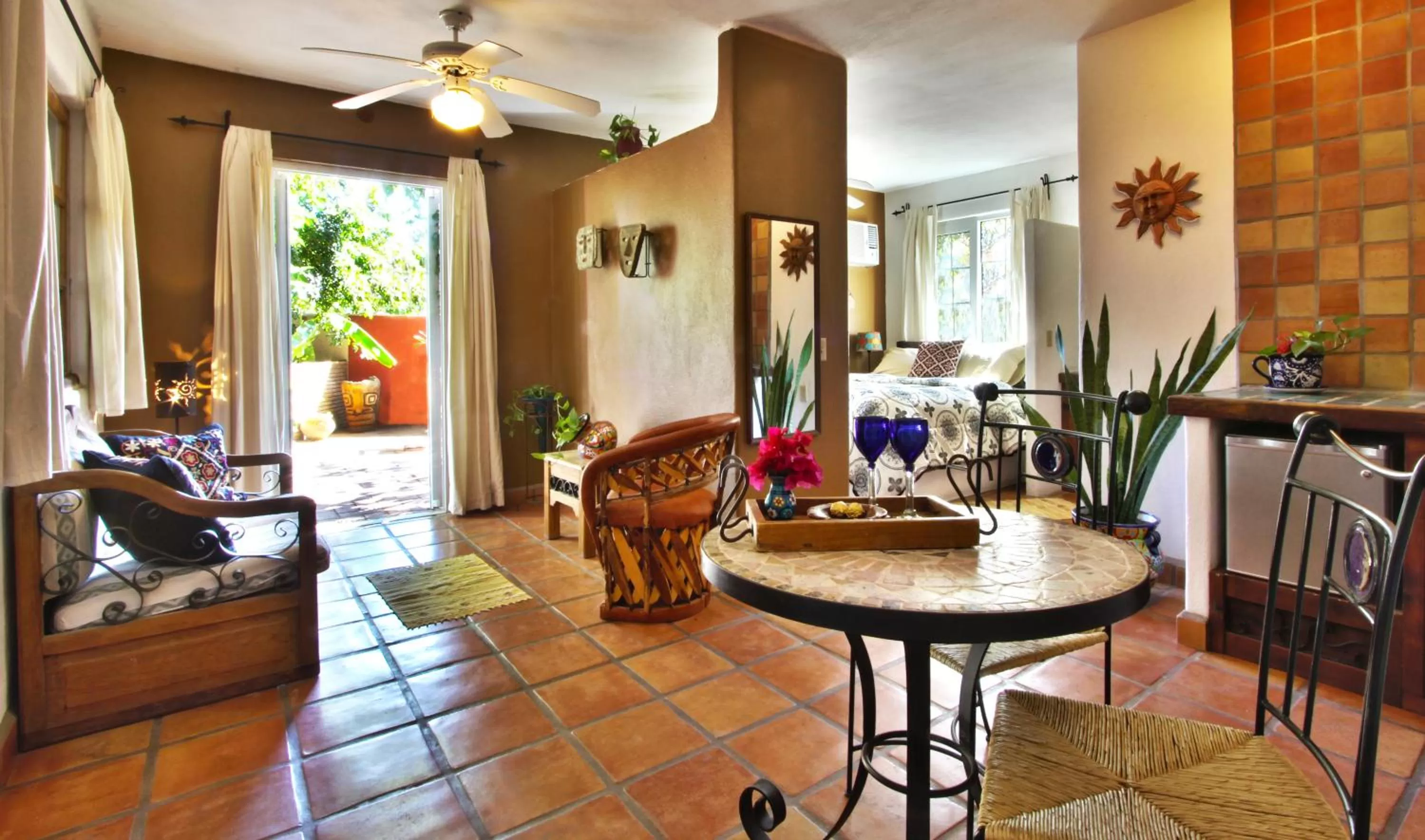 Photo of the whole room in The Bungalows Hotel