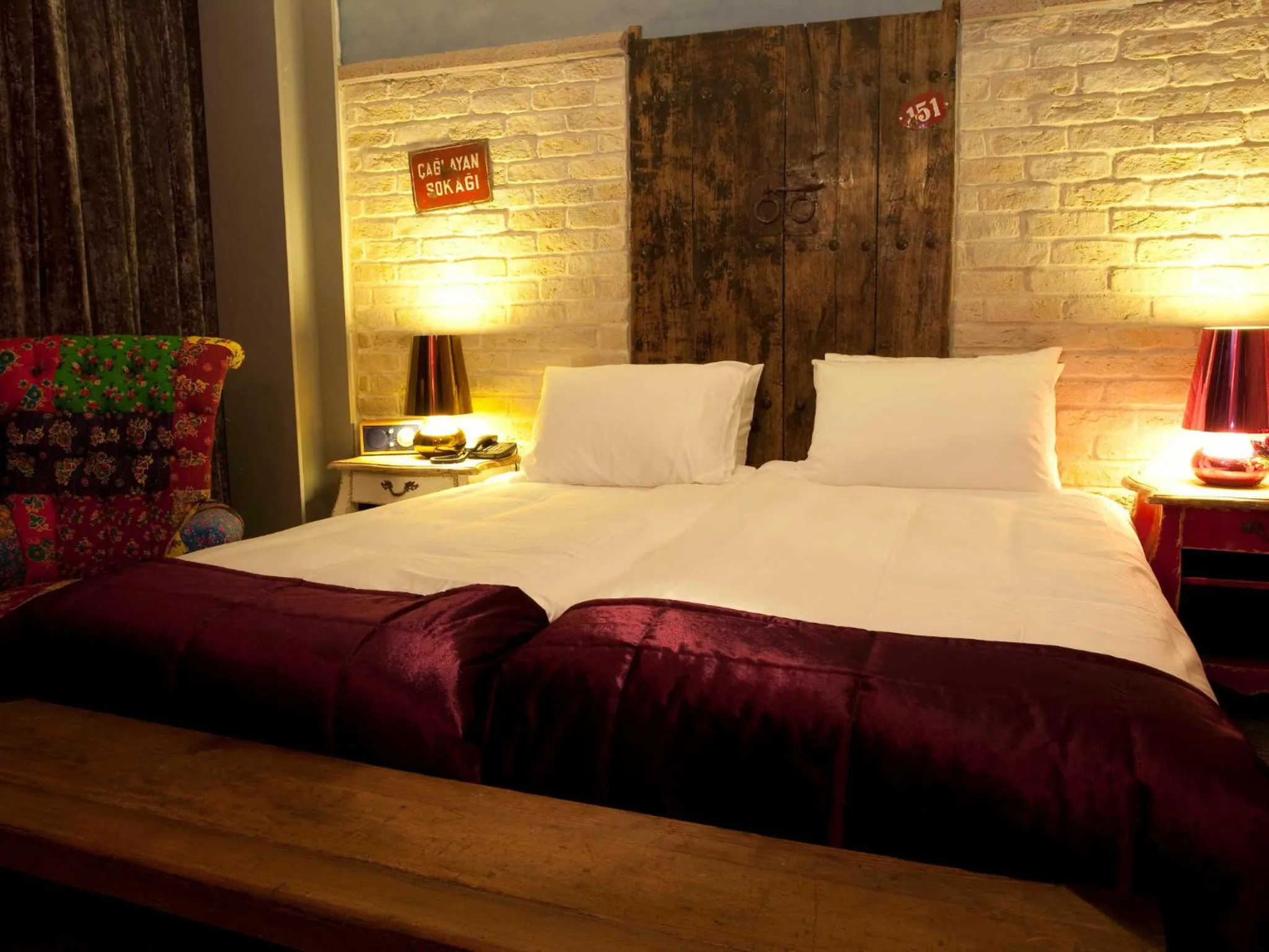 Photo of the whole room, Bed in Hypnos Design Hotel