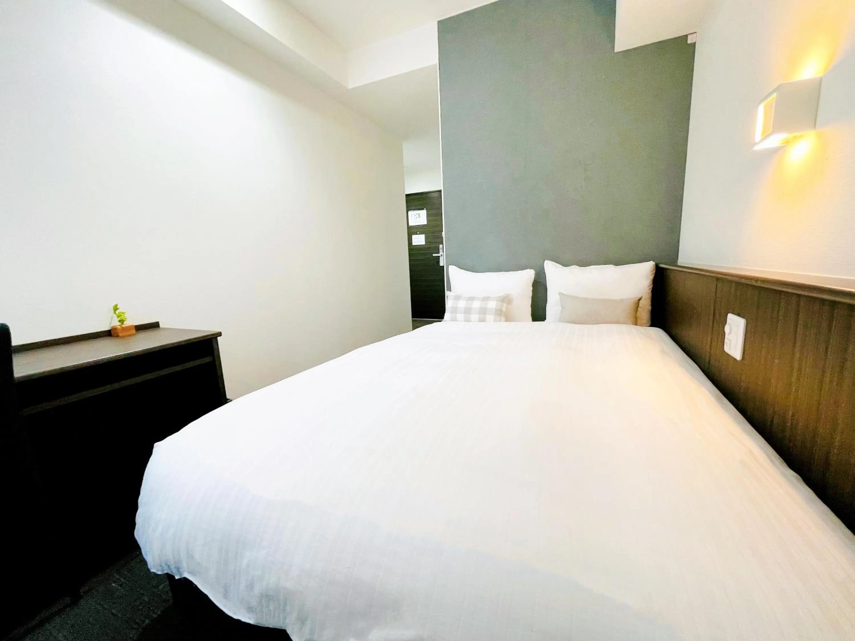 Photo of the whole room, Bed in Eins.Inn Umeda Higashi