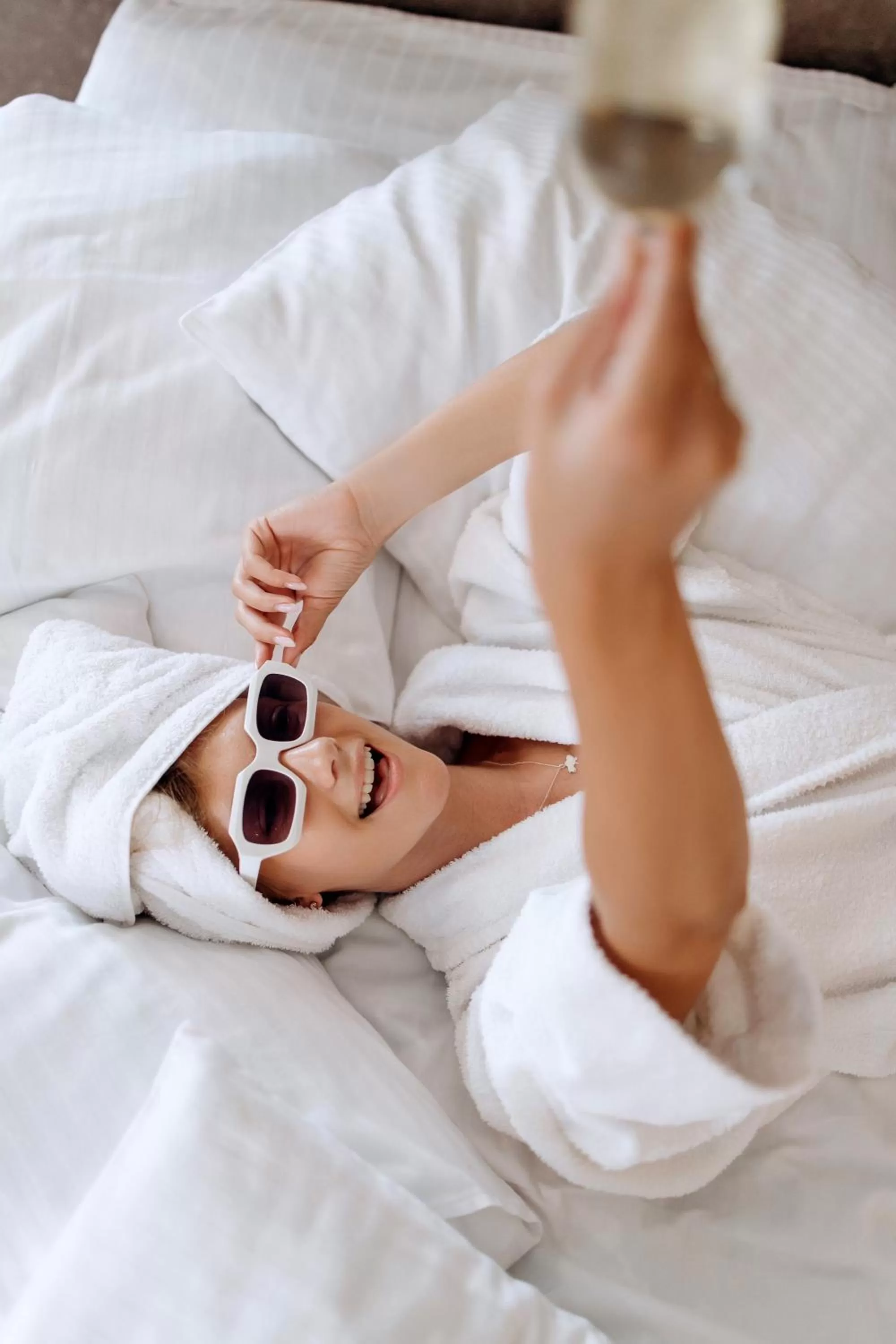 Property building, Bed in Eduard Hotel