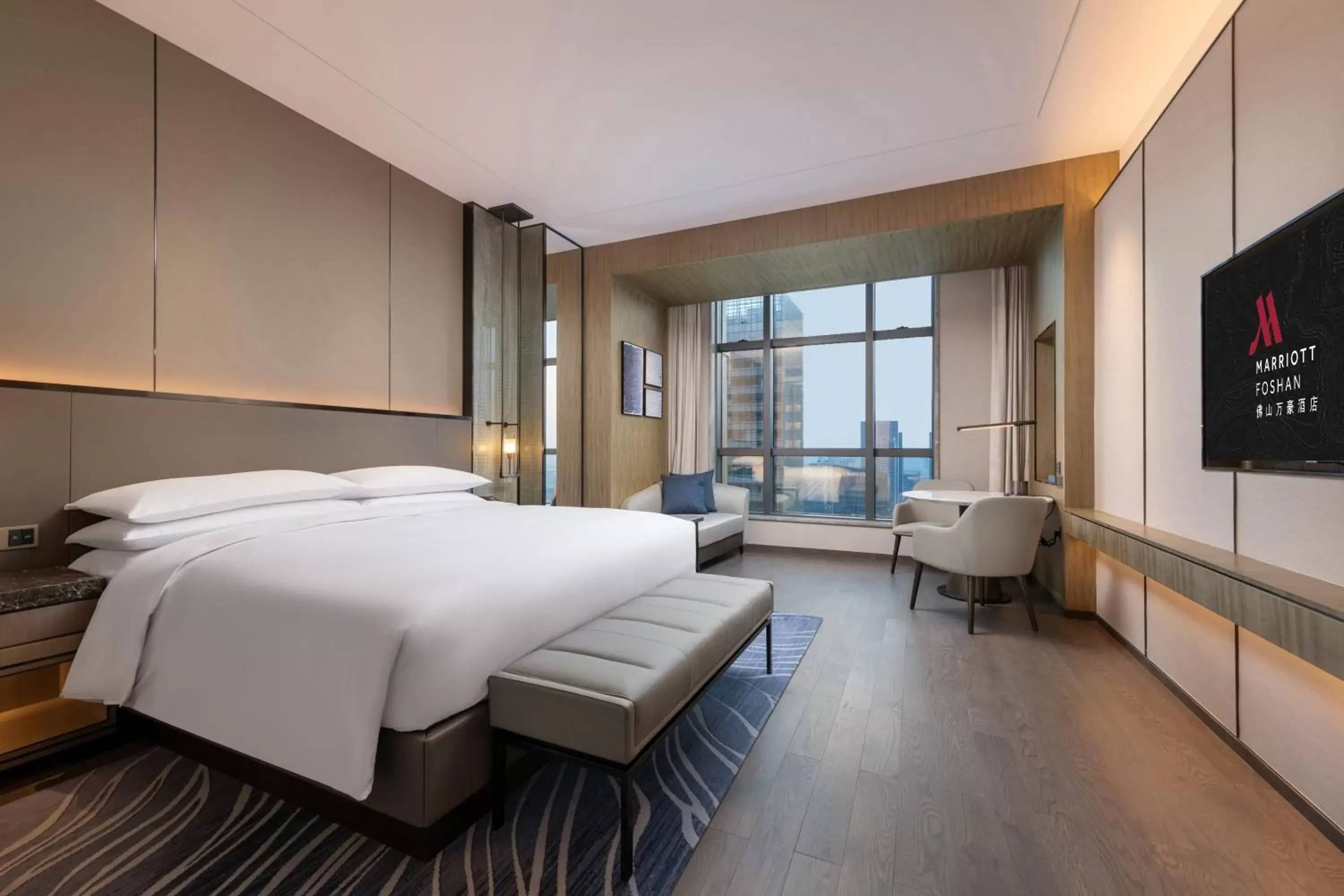 Deluxe King Room in Foshan Marriott Hotel Deluxe King Room in Foshan Marriott Hotel